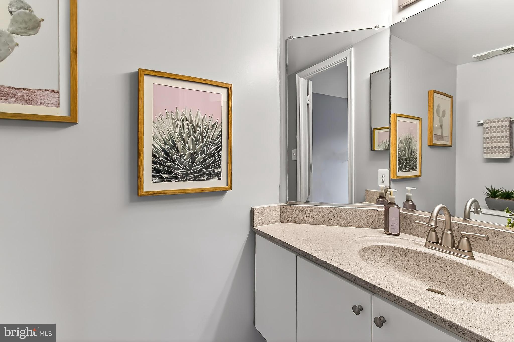 ASTORIA CONDOMINIUM - Residential