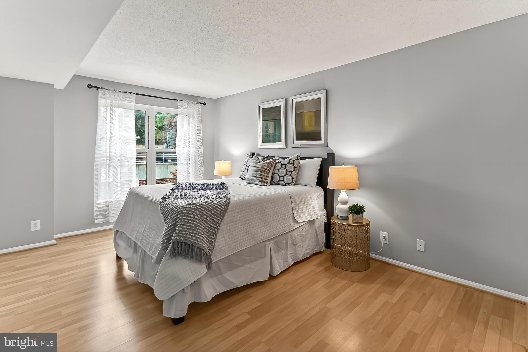 ASTORIA CONDOMINIUM - Residential