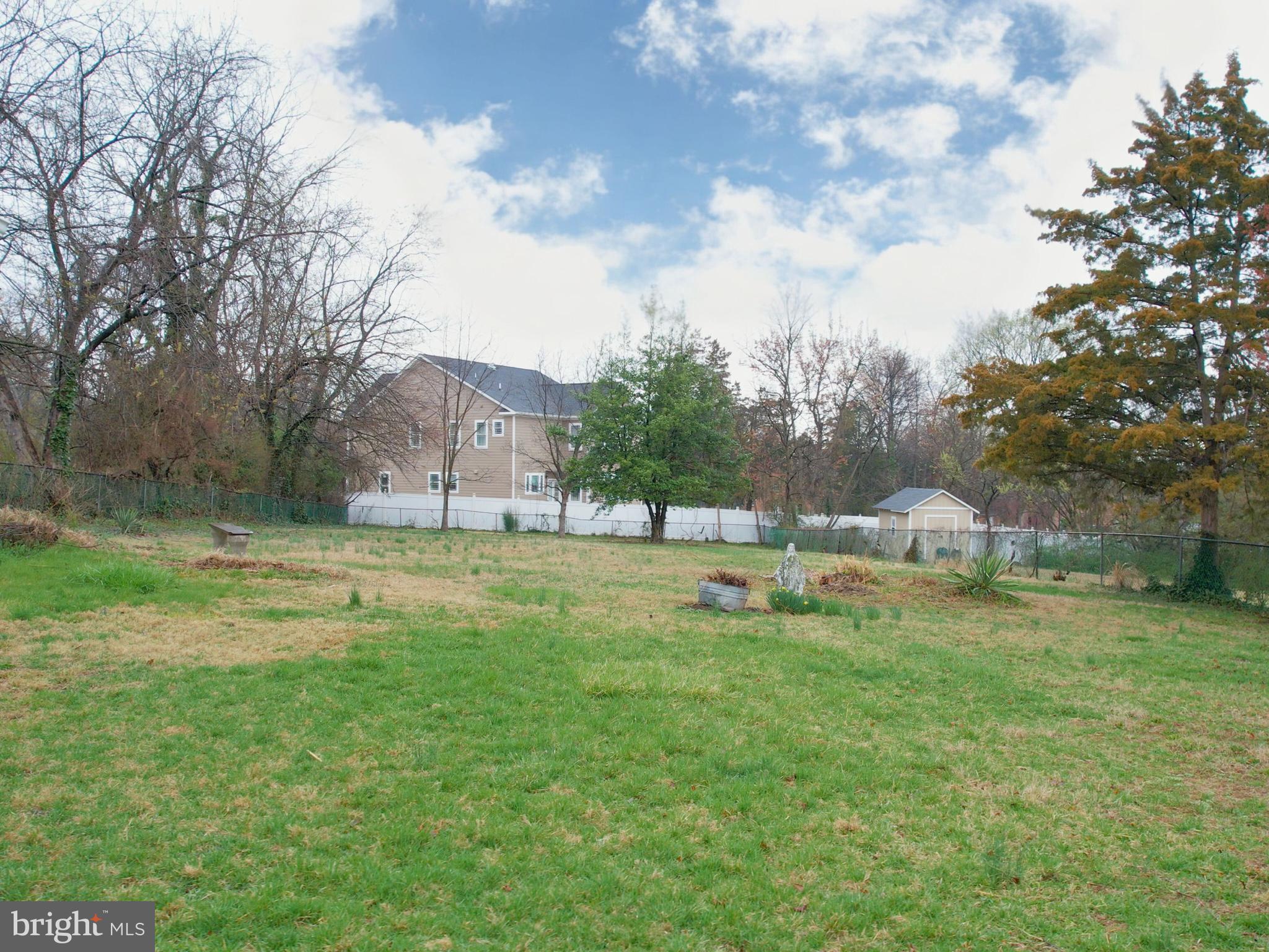 FAIRVIEW - Residential