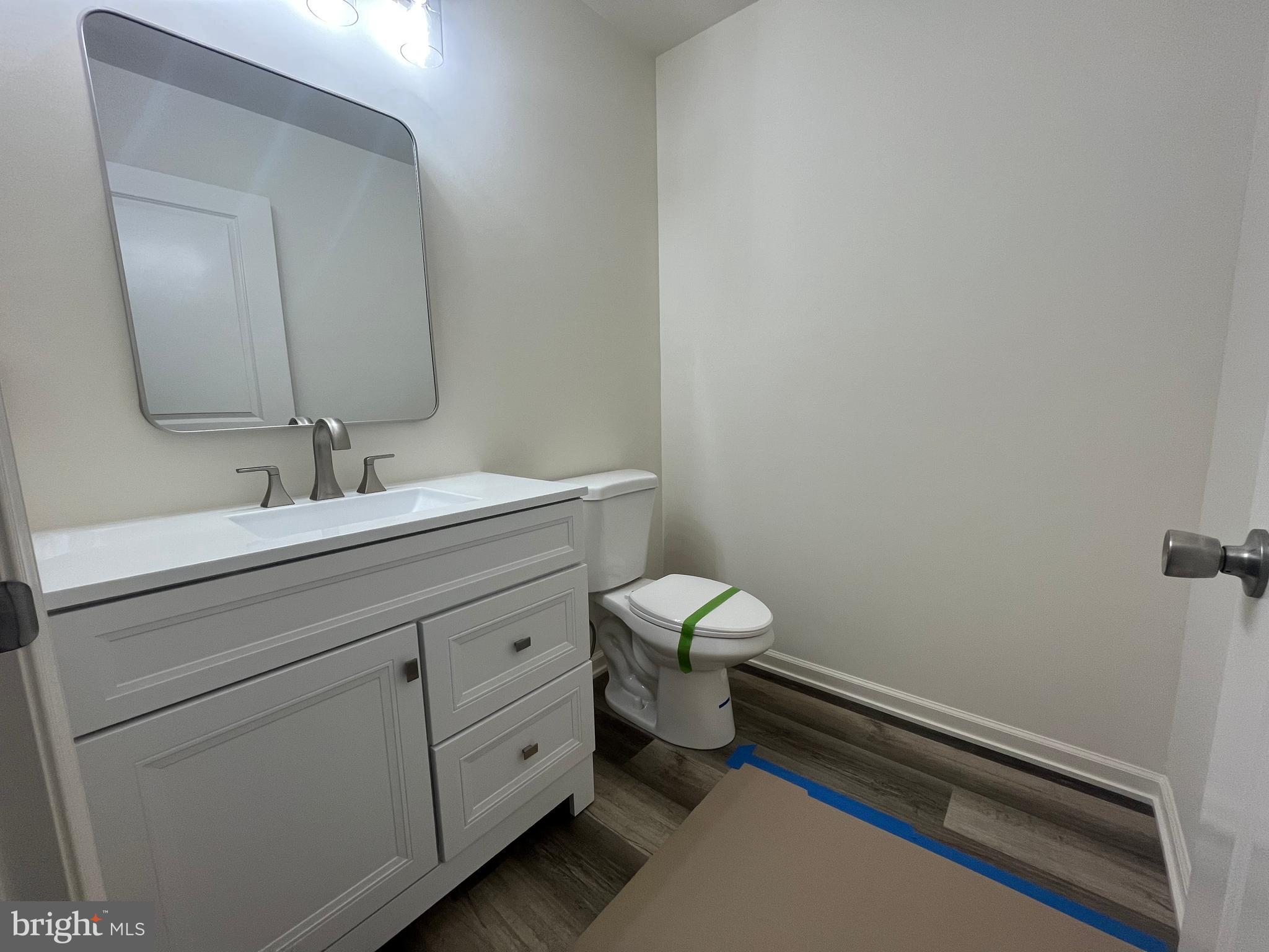 WALNUT KNOLLS - Residential