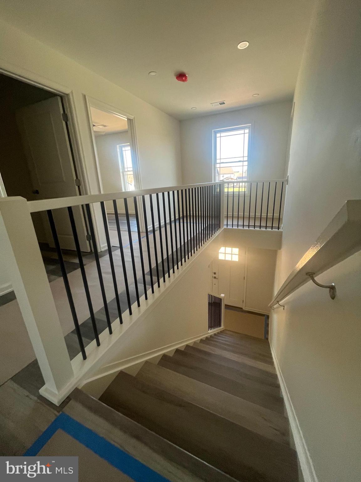 WALNUT KNOLLS - Residential