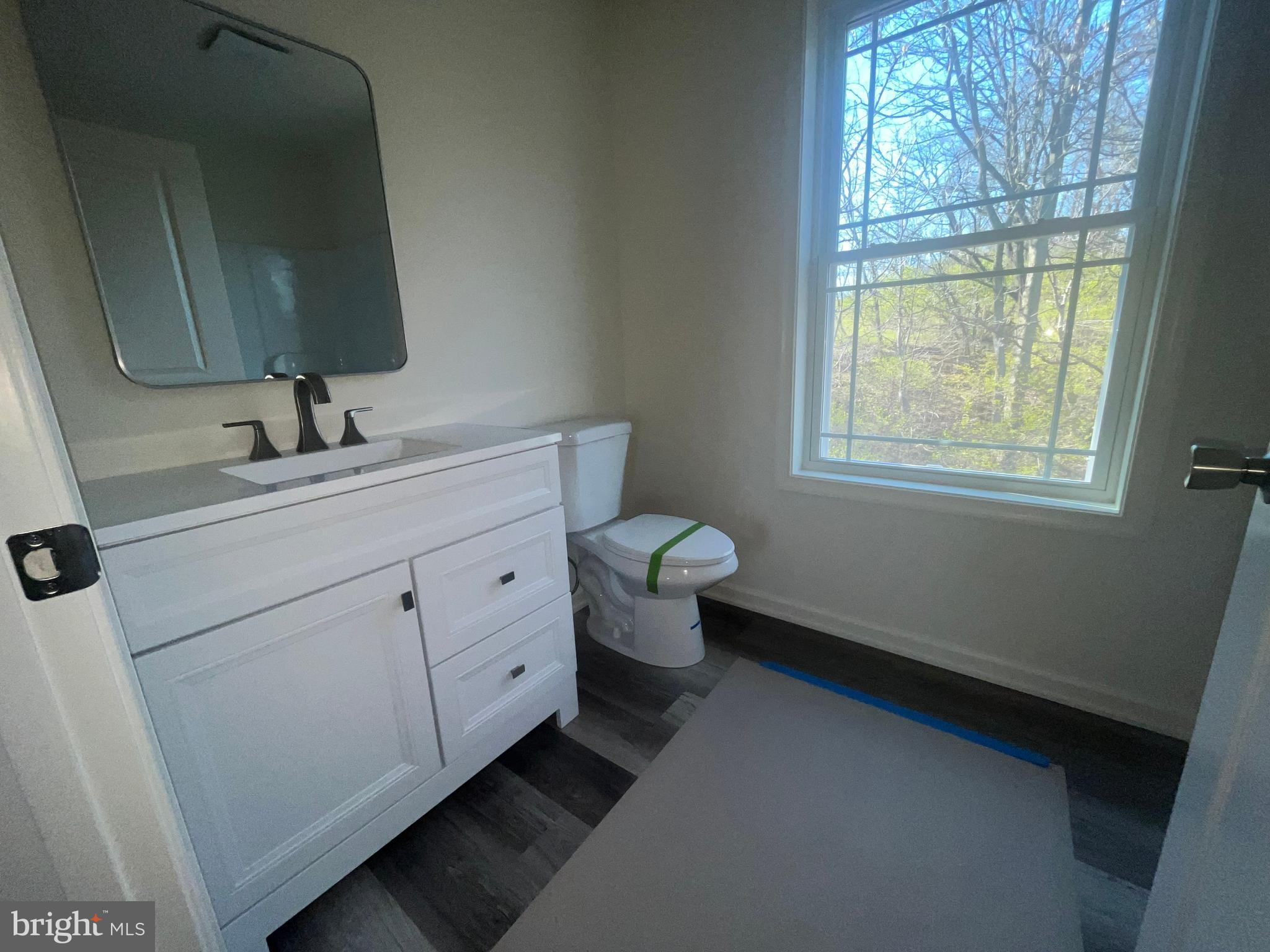 WALNUT KNOLLS - Residential