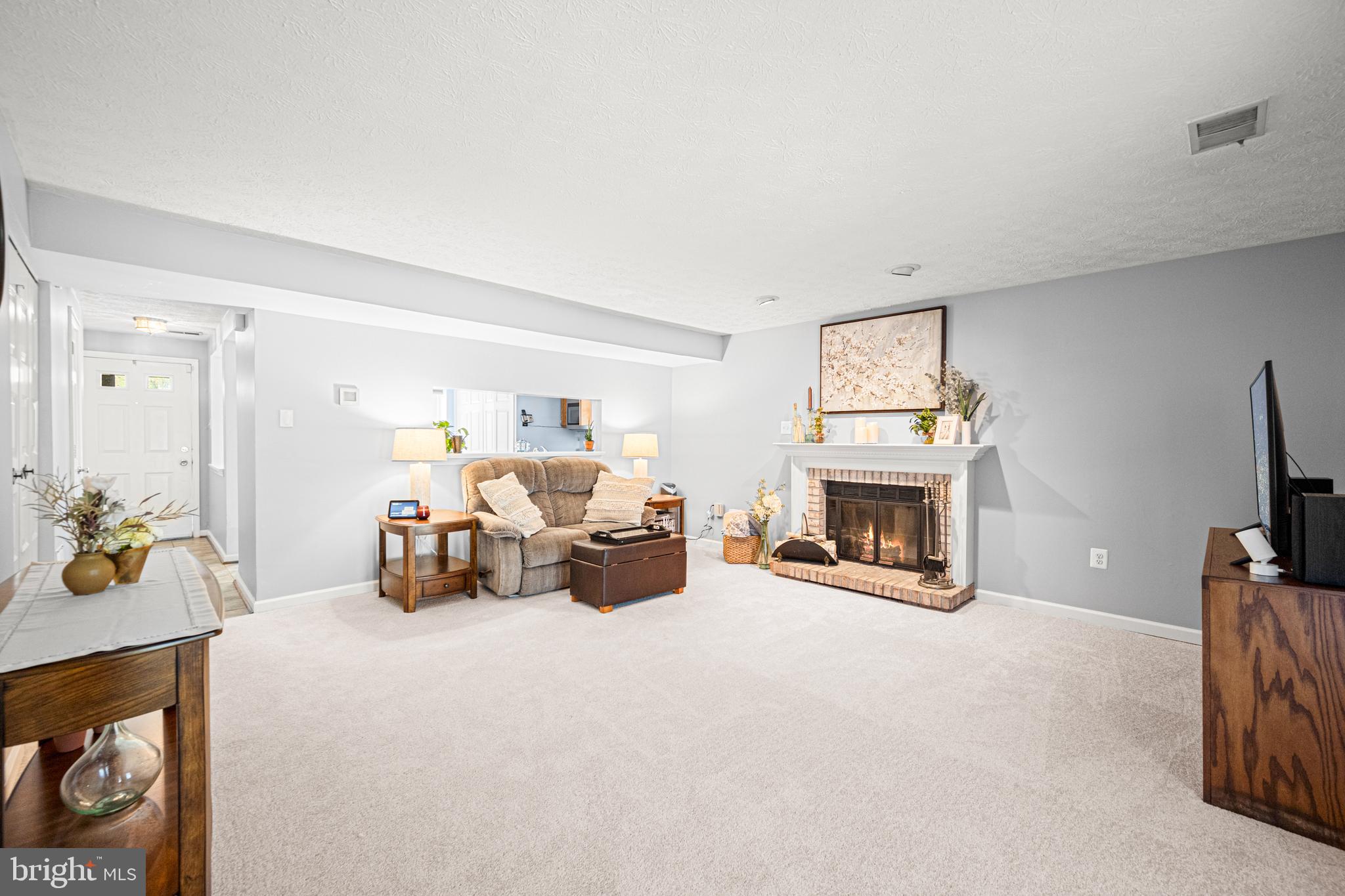 LEISHEAR VILLAGE - Residential