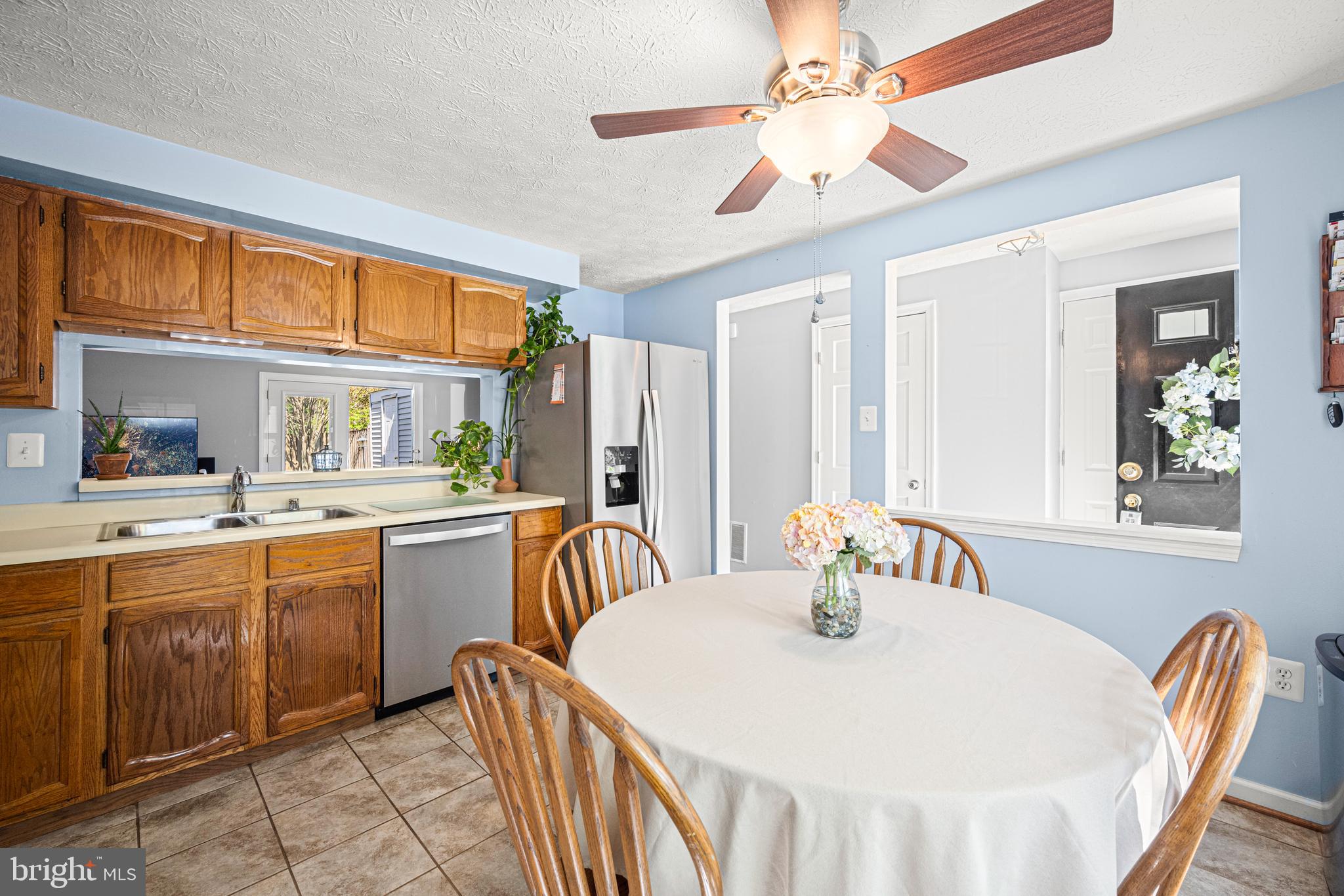 LEISHEAR VILLAGE - Residential