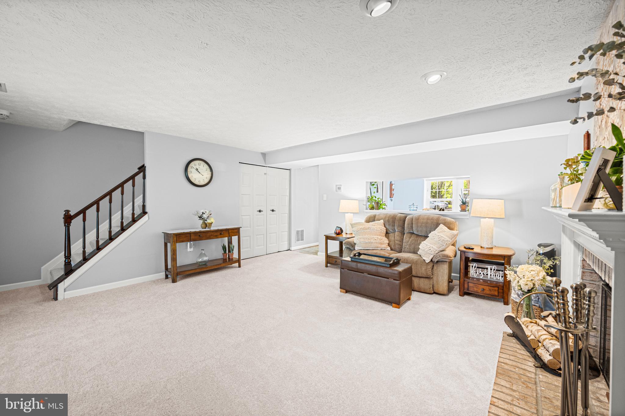 LEISHEAR VILLAGE - Residential