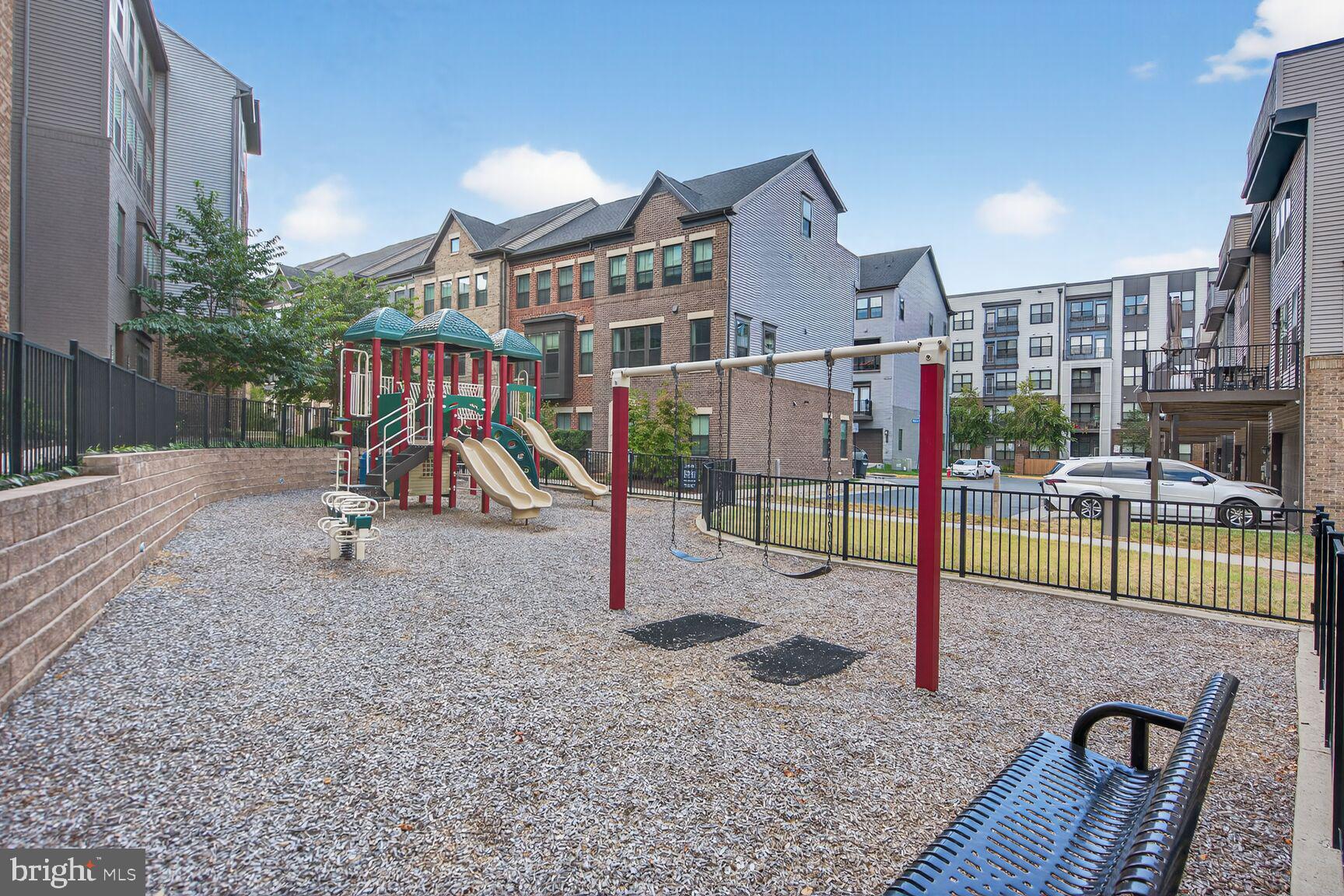 WATERVIEW AT WOODLAND PARK - Residential Lease