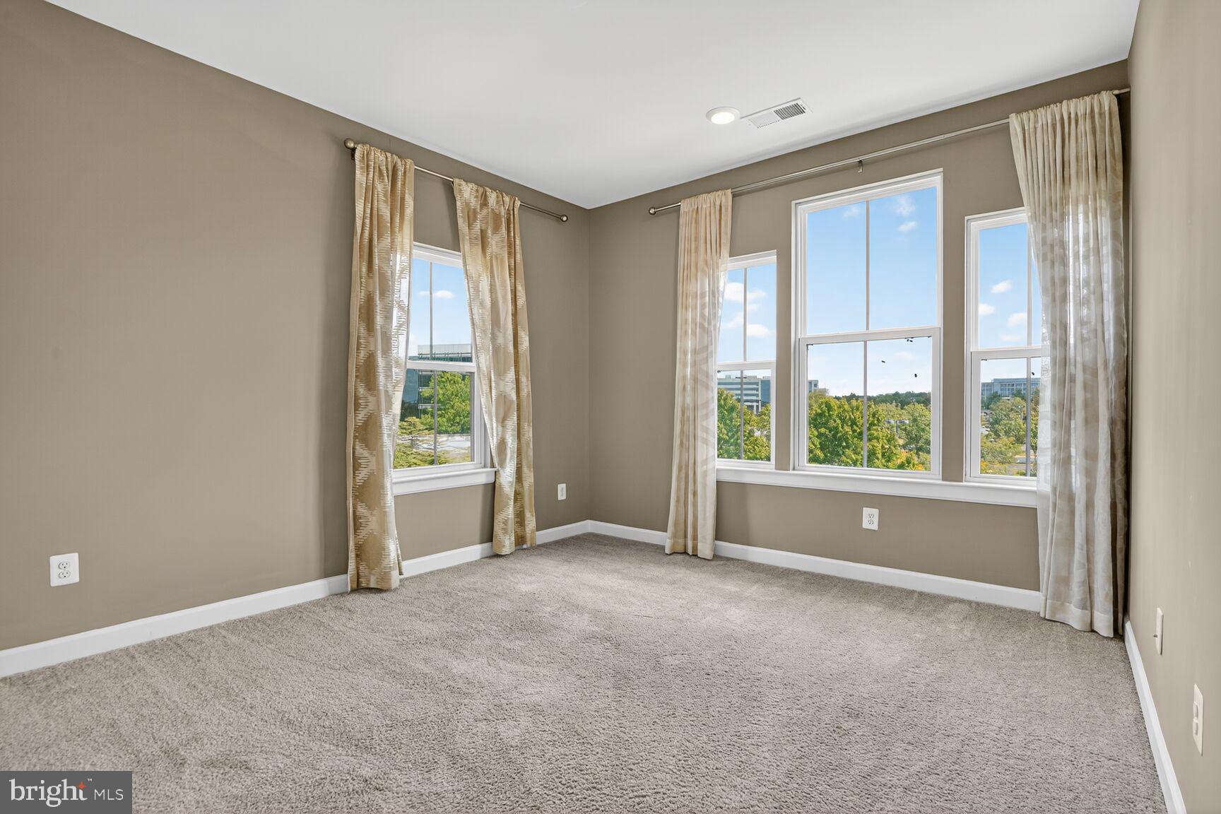 WATERVIEW AT WOODLAND PARK - Residential Lease