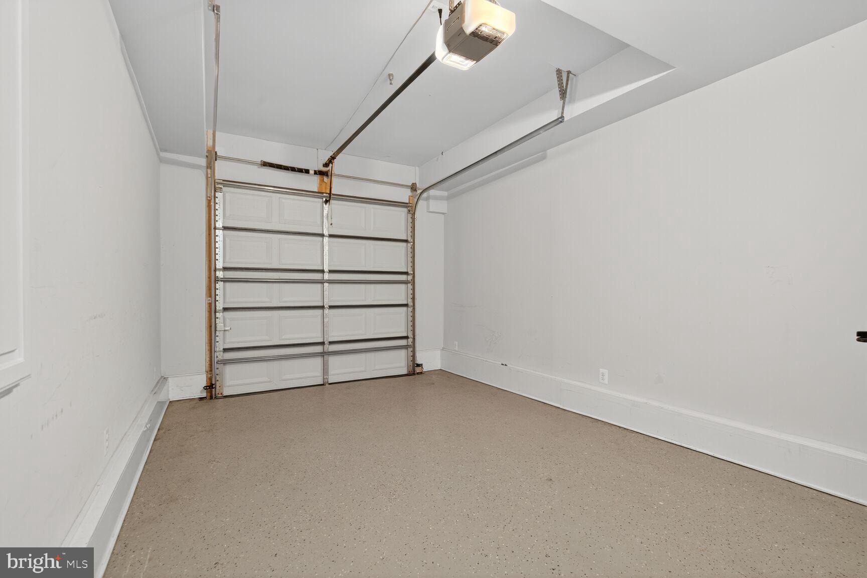 WATERVIEW AT WOODLAND PARK - Residential Lease