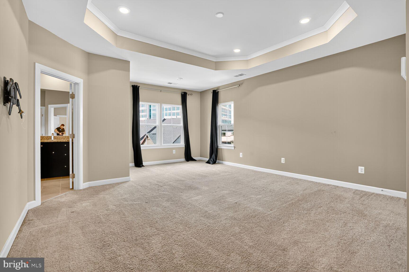 WATERVIEW AT WOODLAND PARK - Residential Lease