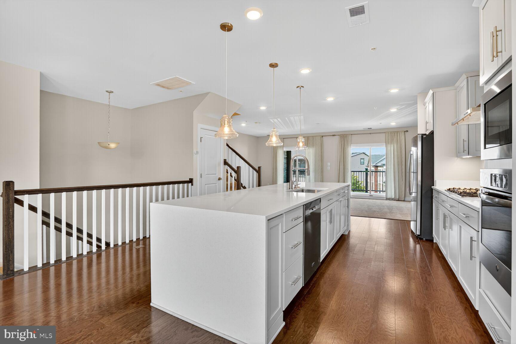 WATERVIEW AT WOODLAND PARK - Residential Lease