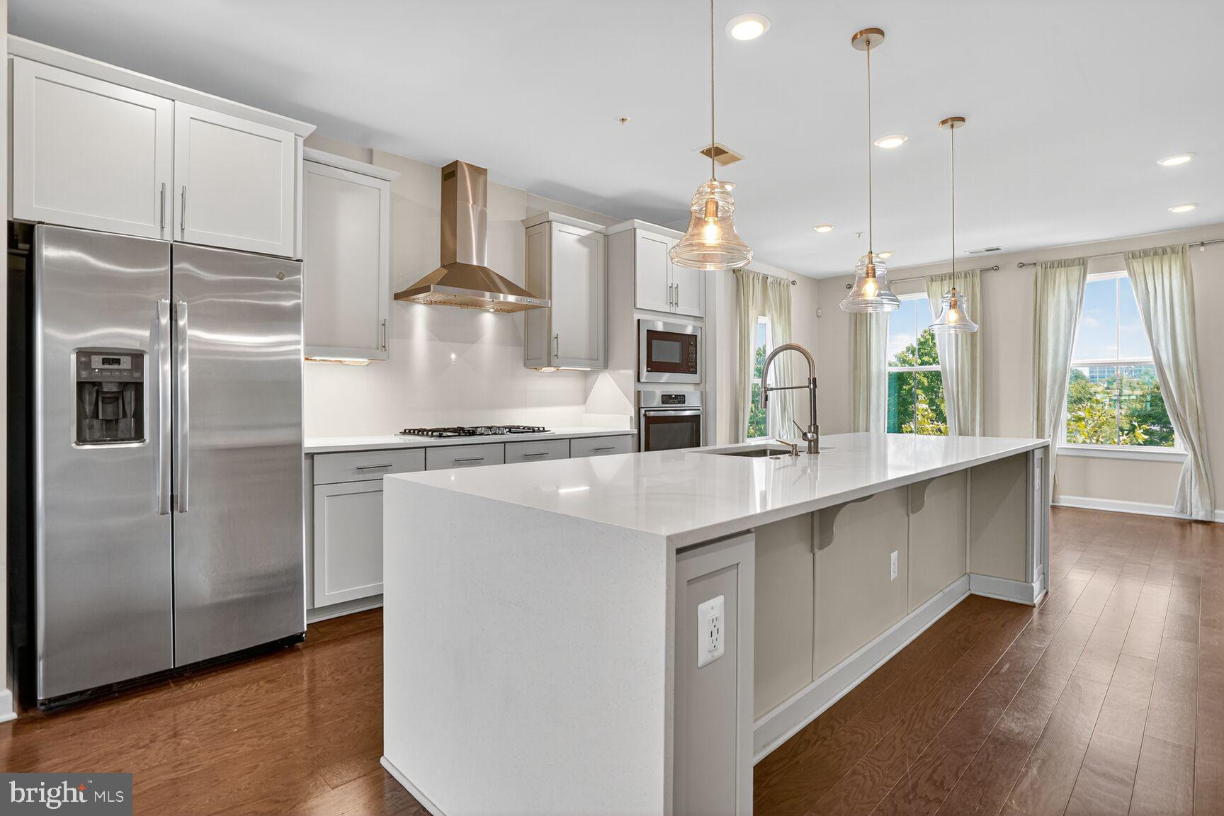 WATERVIEW AT WOODLAND PARK - Residential Lease