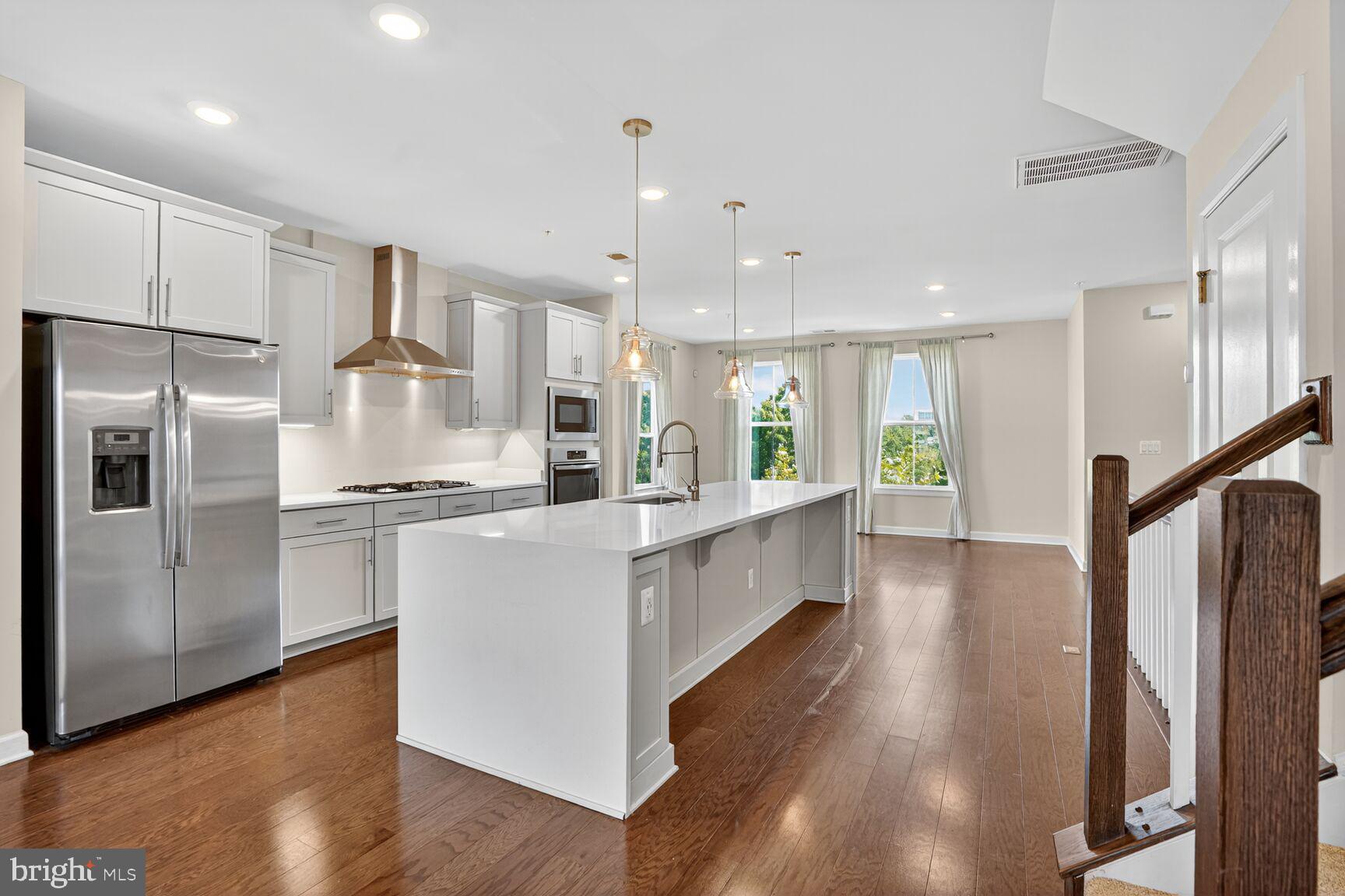 WATERVIEW AT WOODLAND PARK - Residential Lease