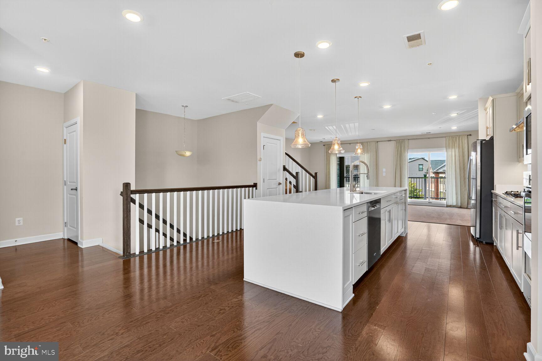 WATERVIEW AT WOODLAND PARK - Residential Lease