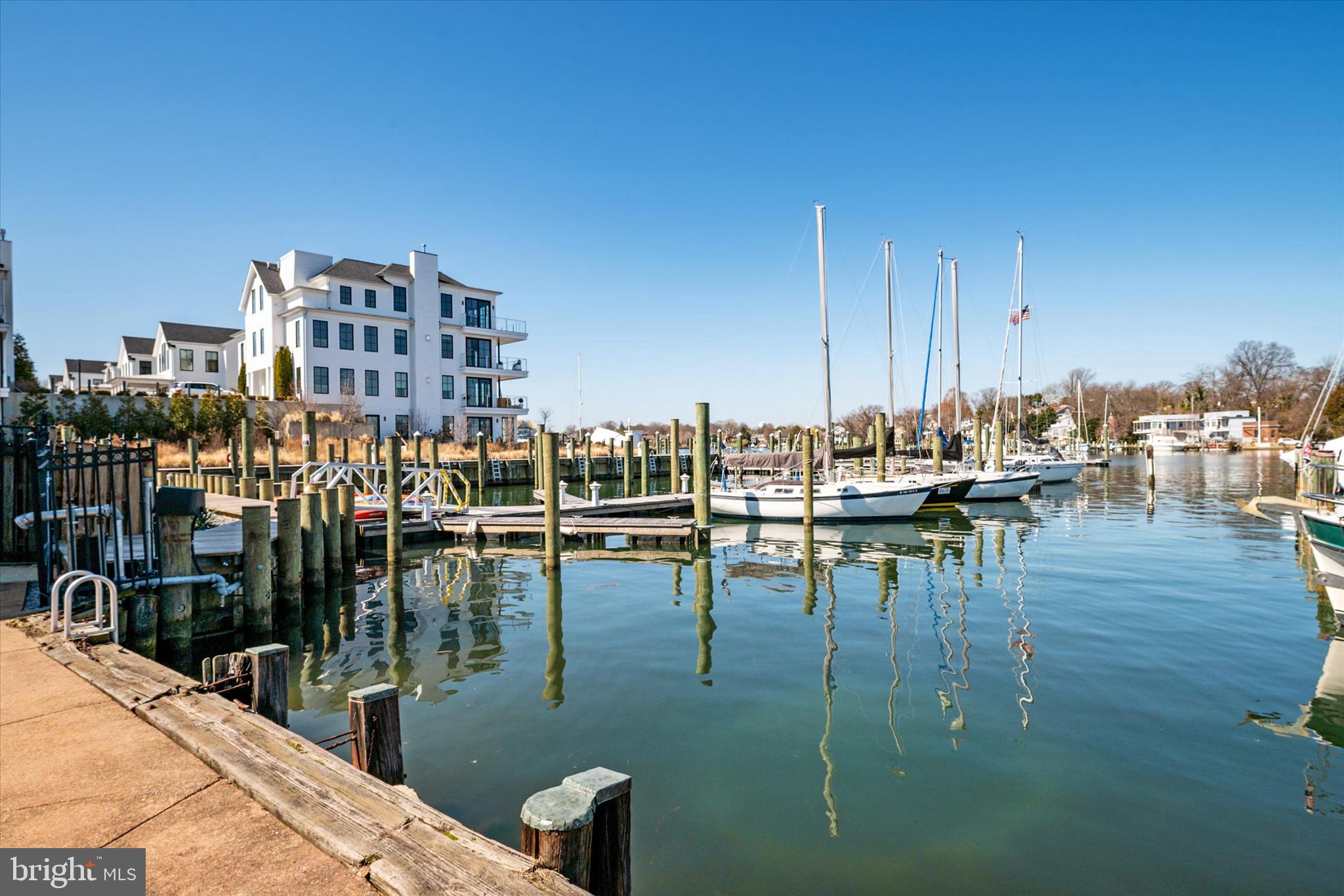 NEWPORT CONDOMINIUMS - Residential