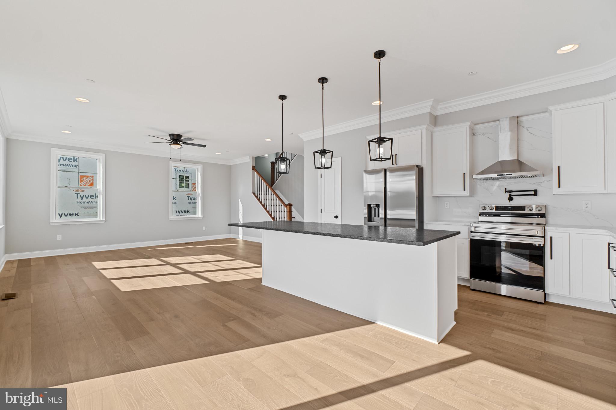 SILVER SANDS - Residential