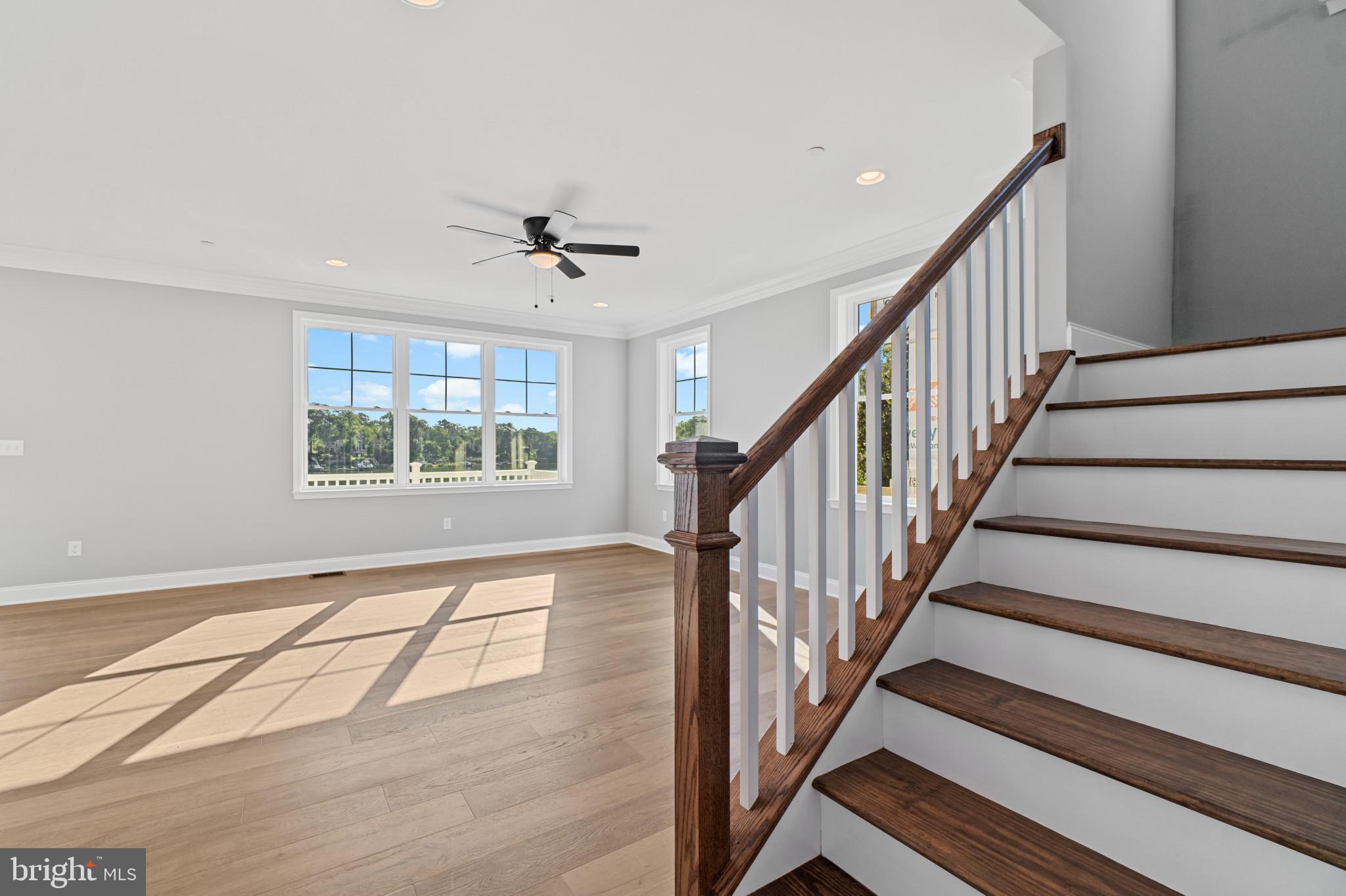 SILVER SANDS - Residential