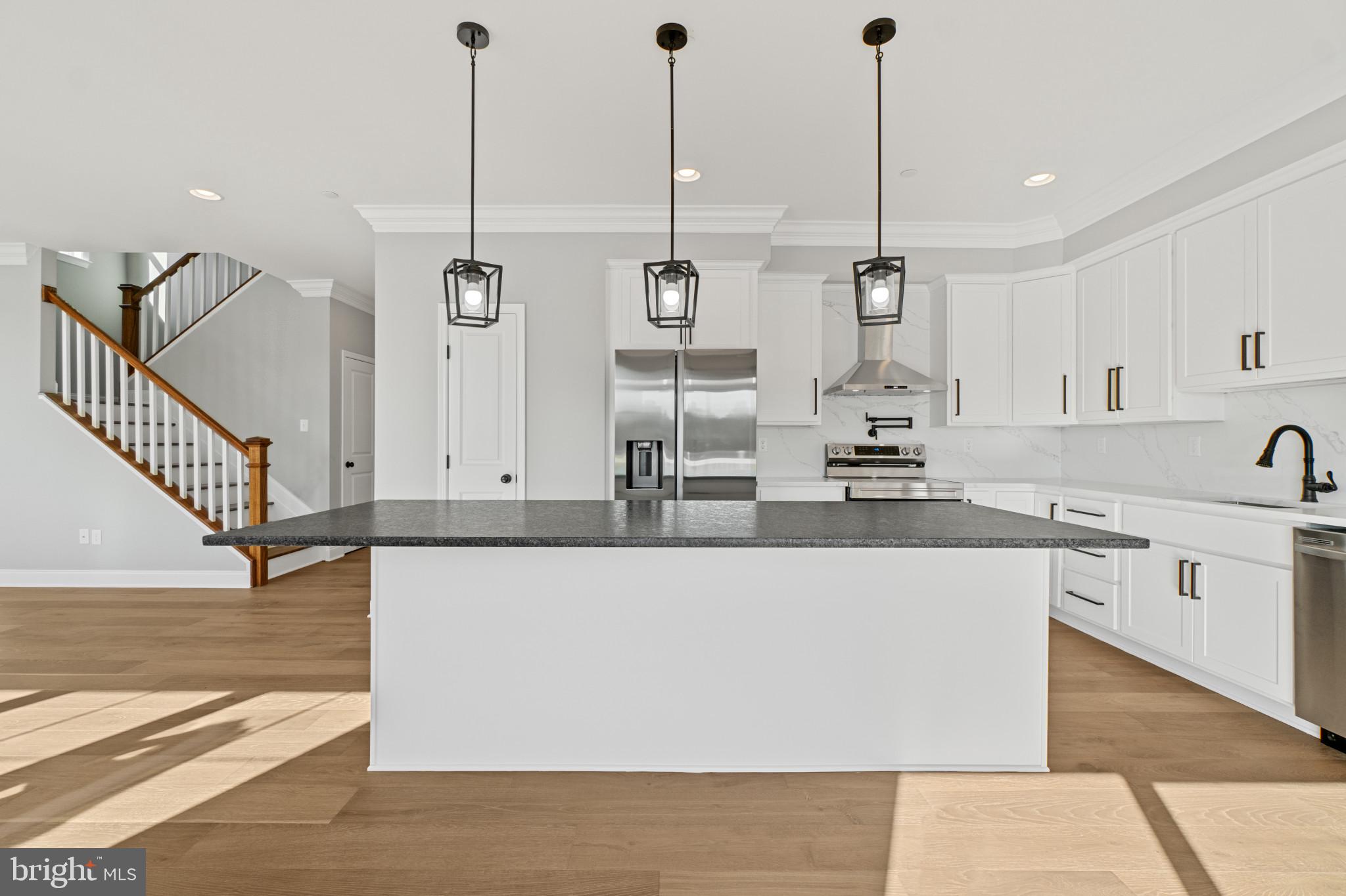 SILVER SANDS - Residential