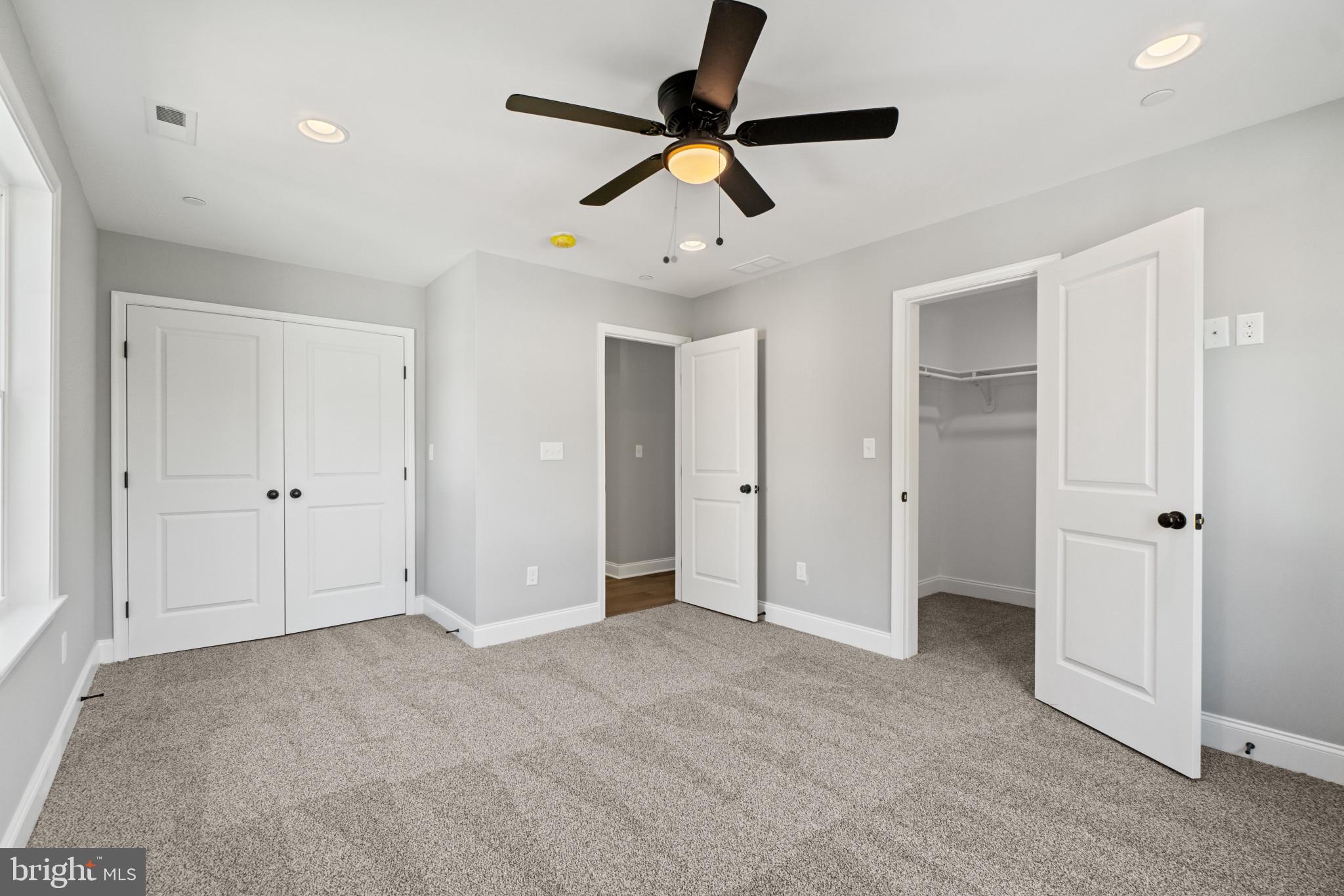 SILVER SANDS - Residential