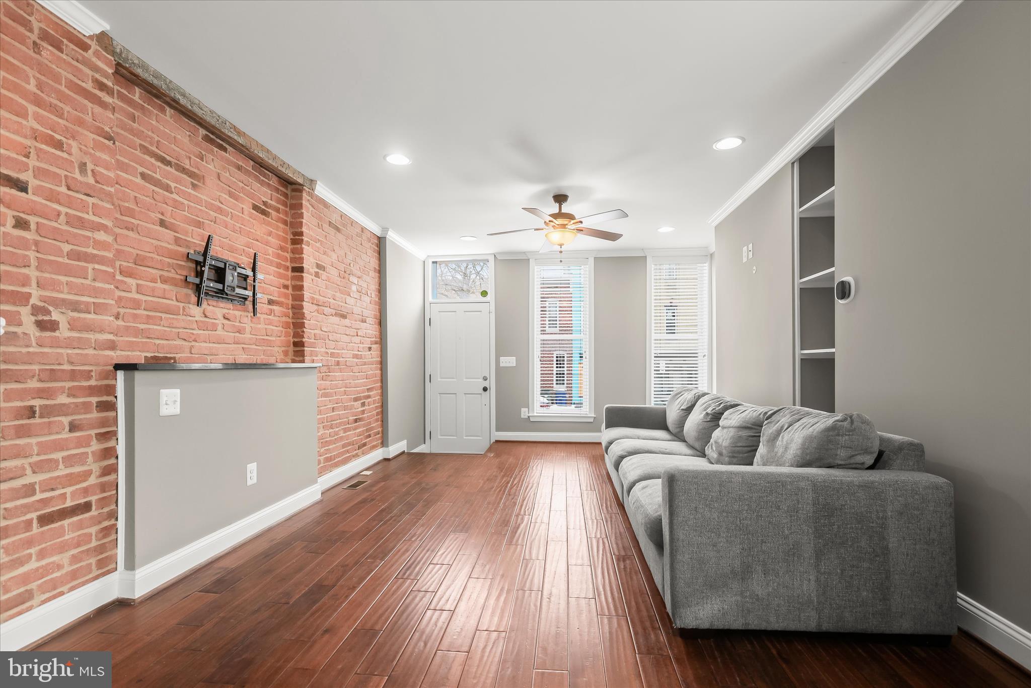 HAMPDEN HISTORIC DISTRICT - Residential