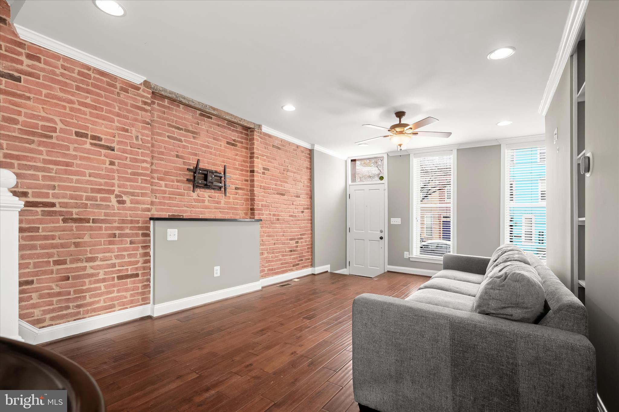 HAMPDEN HISTORIC DISTRICT - Residential