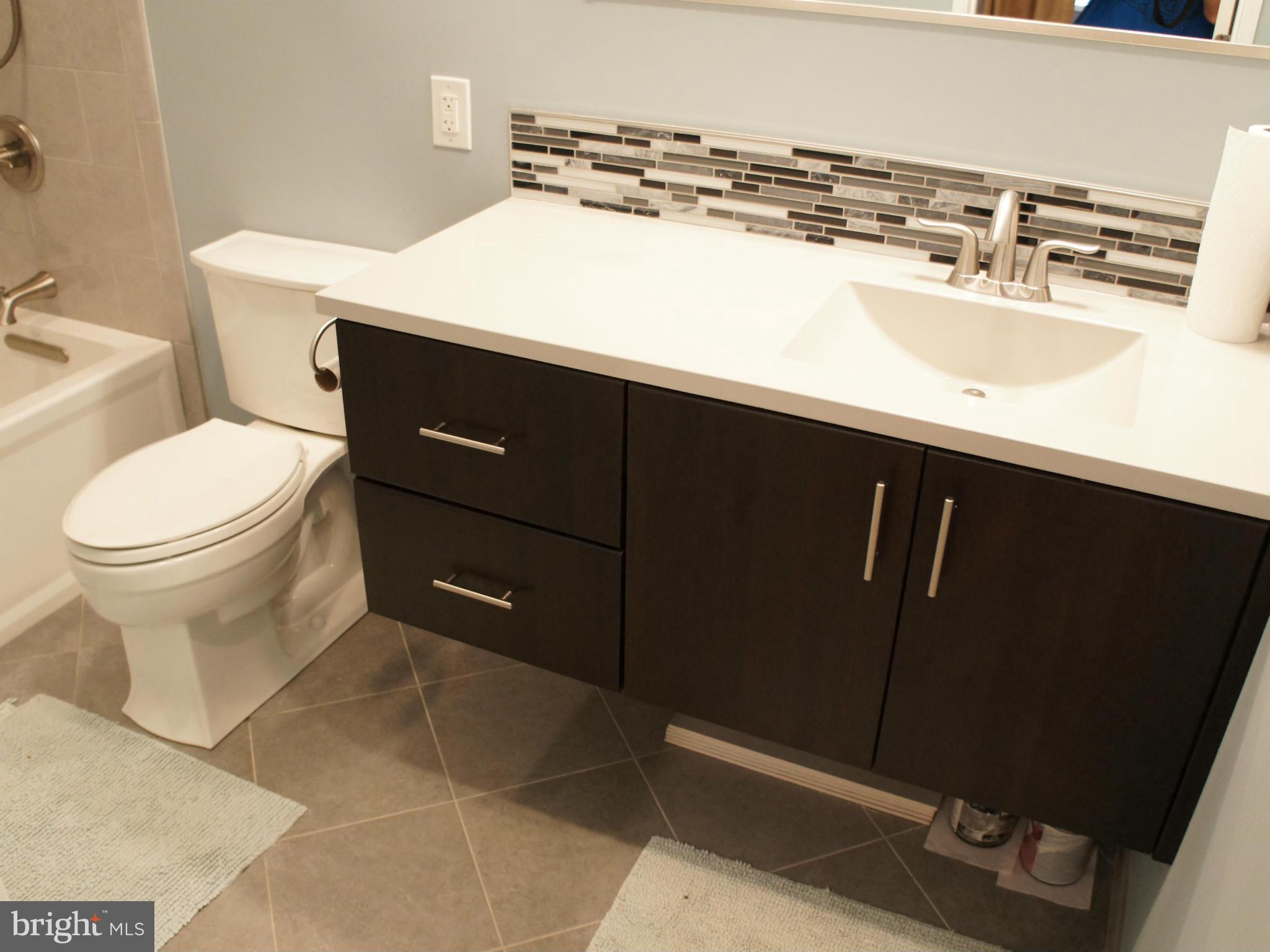 CHARING CROSS - Residential Lease