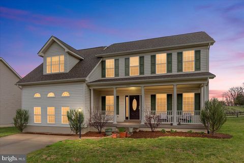 Homes For Sale - 107 Highfield Lane<br/> Warren County, FRONT ROYAL, VA 22630