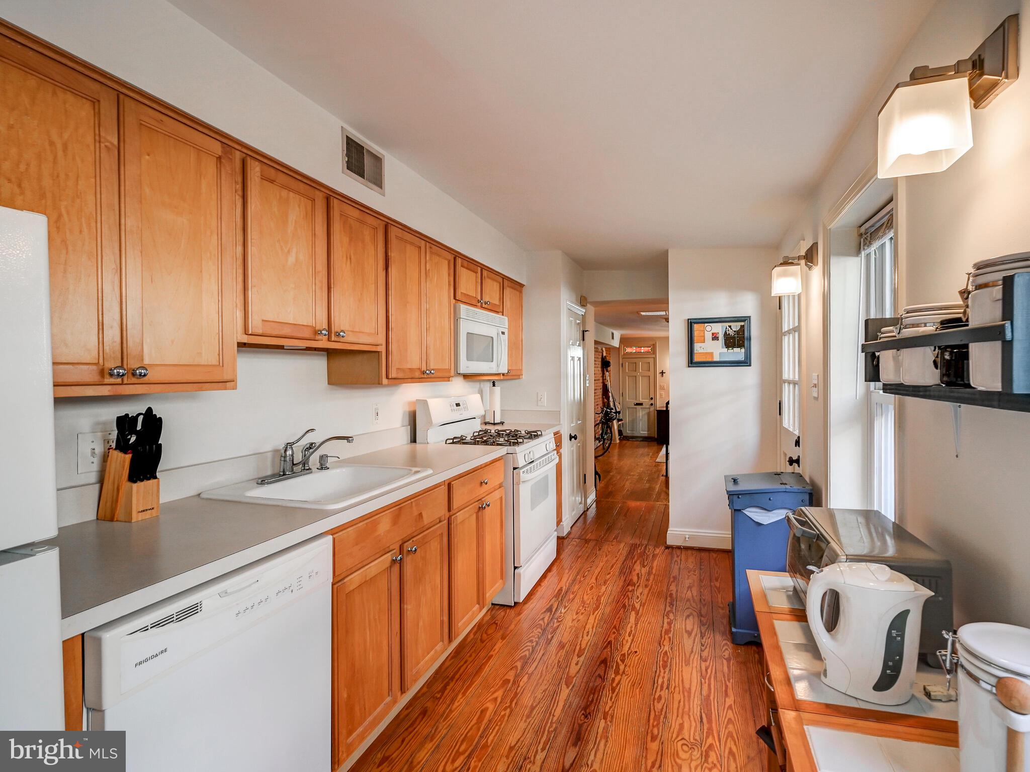 UPPER FELLS POINT - Residential