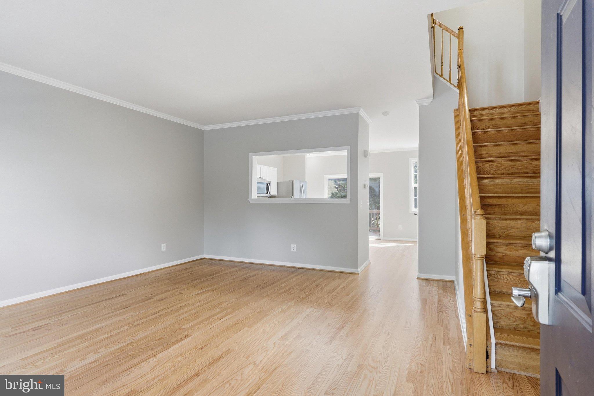 28 QUARTERPOLE COURT