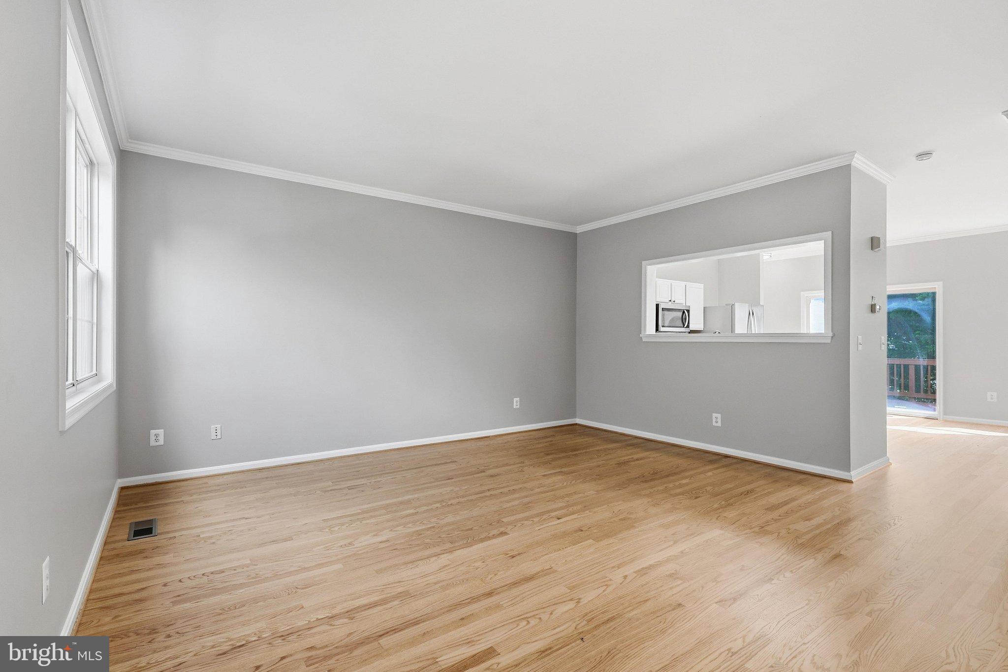 28 QUARTERPOLE COURT