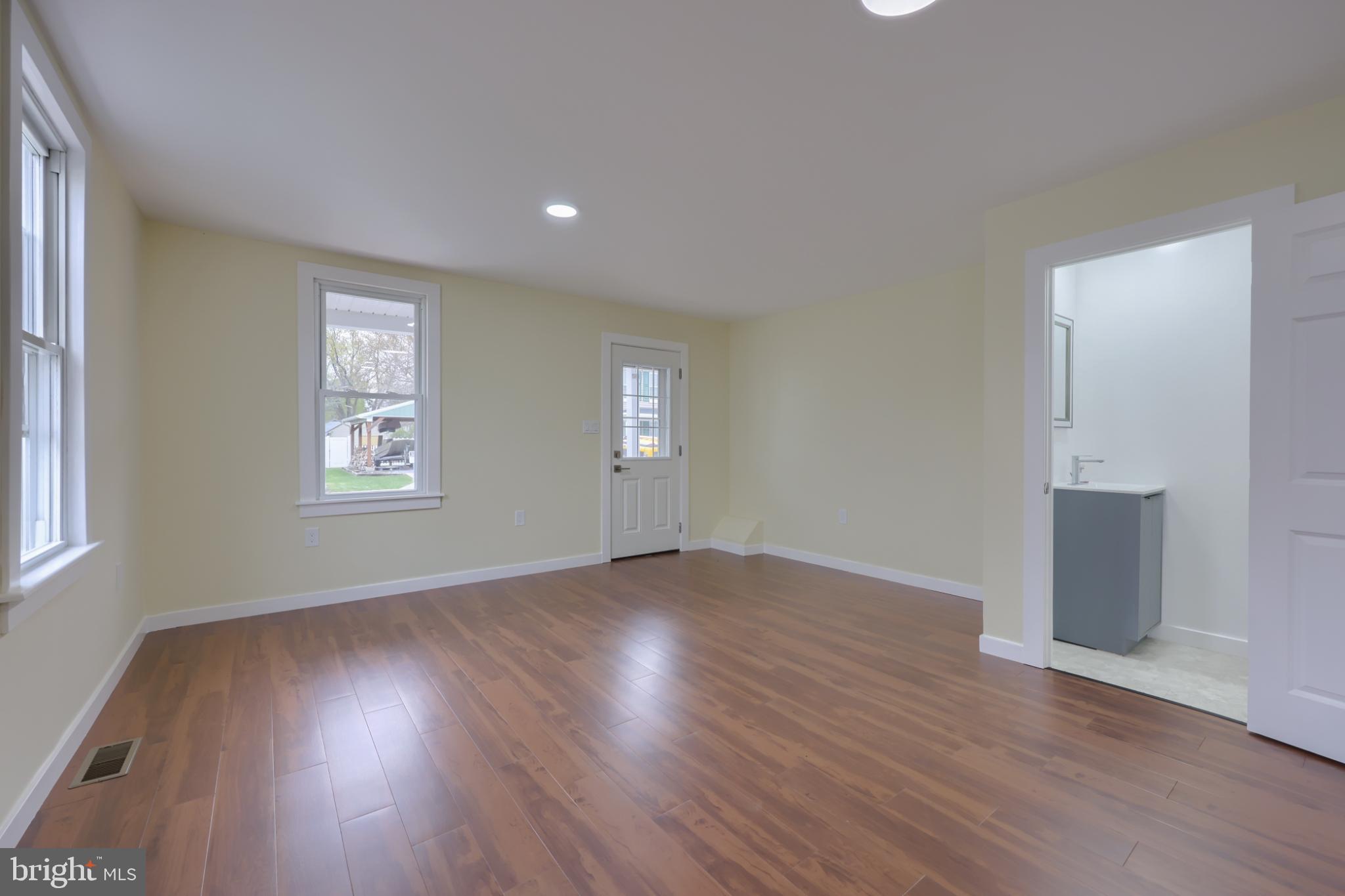 16 JUNIATA STREET