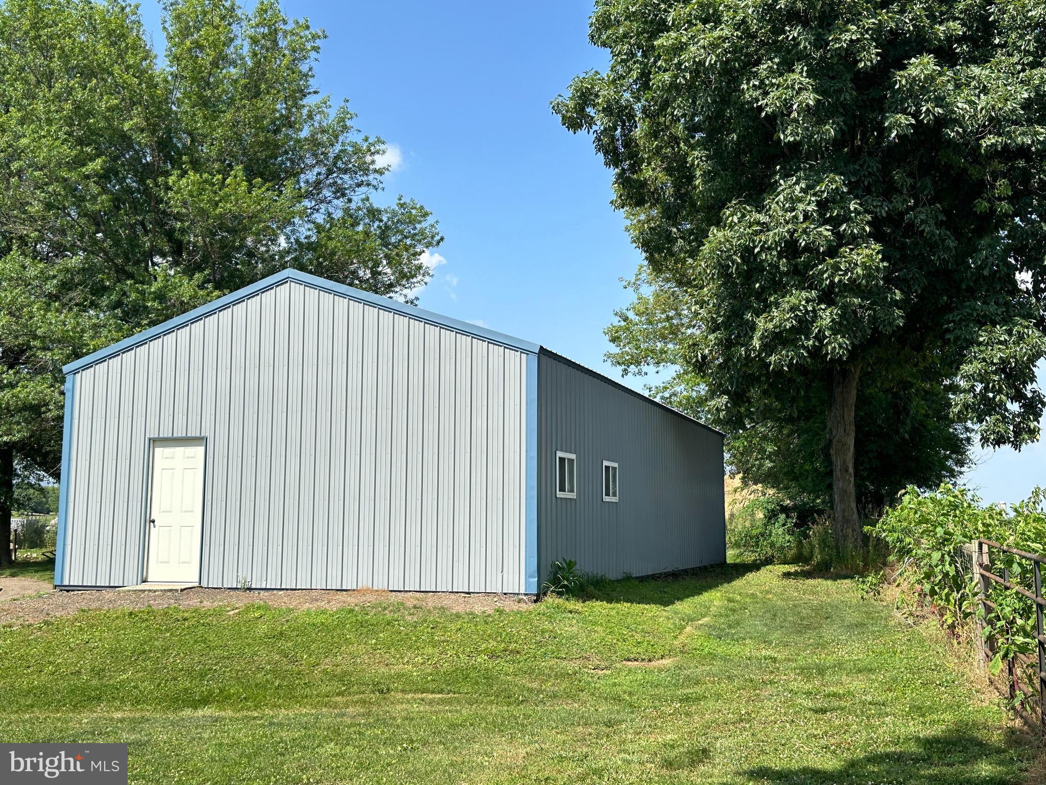 10080 CHURCH HILL RD B