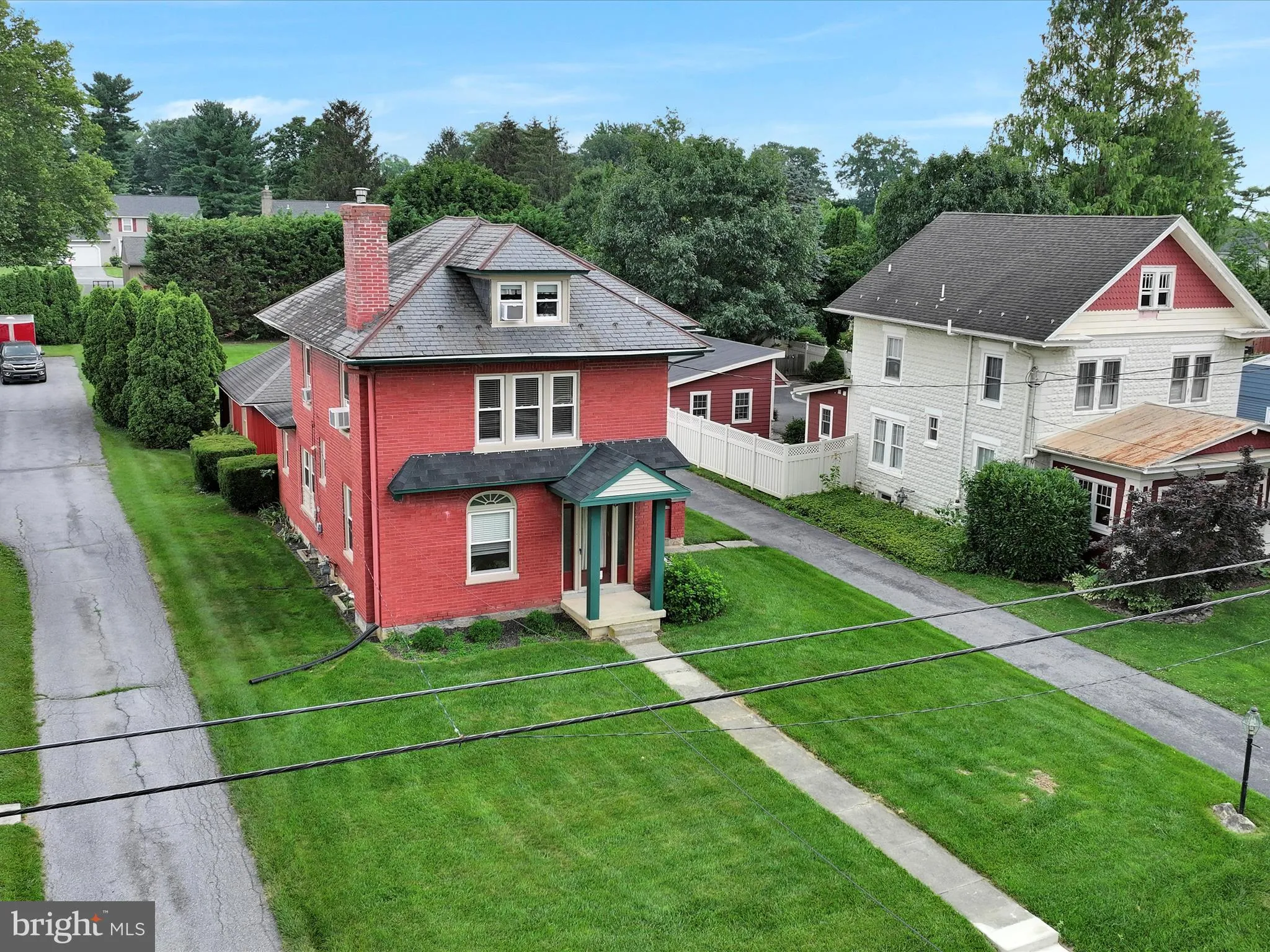 Lancaster, Pennsylvania 17601, United States, 5 Bedrooms Bedrooms, ,2 BathroomsBathrooms,Residential,Active,187798