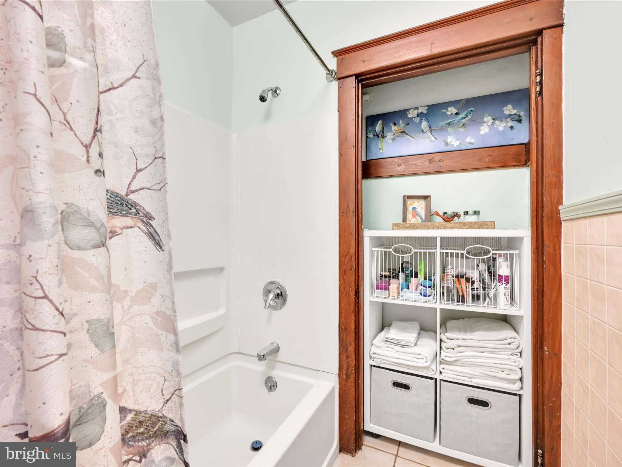 Lancaster, Pennsylvania 17601, United States, 5 Bedrooms Bedrooms, ,2 BathroomsBathrooms,Residential,Active,187798