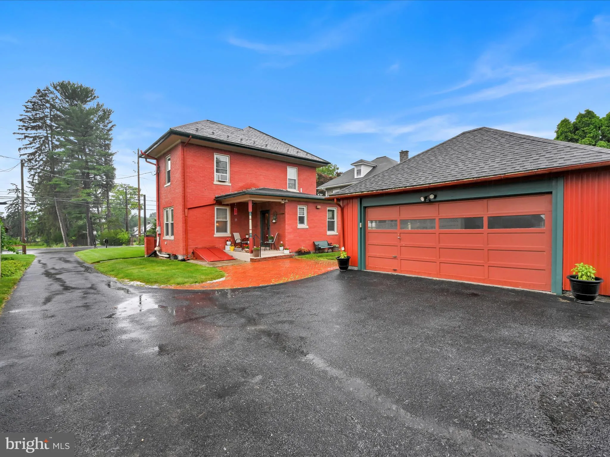 Lancaster, Pennsylvania 17601, United States, 5 Bedrooms Bedrooms, ,2 BathroomsBathrooms,Residential,Active,187798