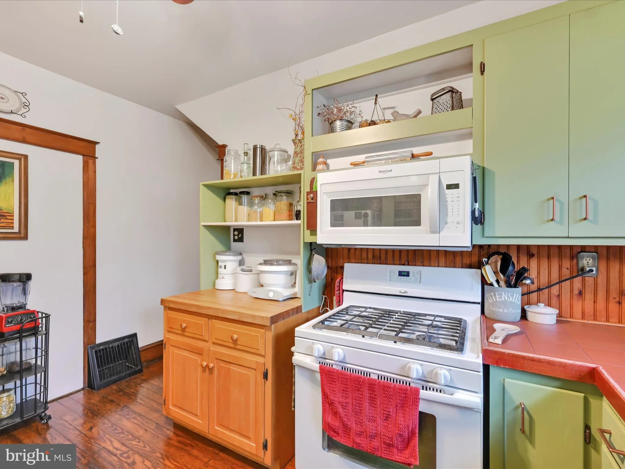 Lancaster, Pennsylvania 17601, United States, 5 Bedrooms Bedrooms, ,2 BathroomsBathrooms,Residential,Active,187798