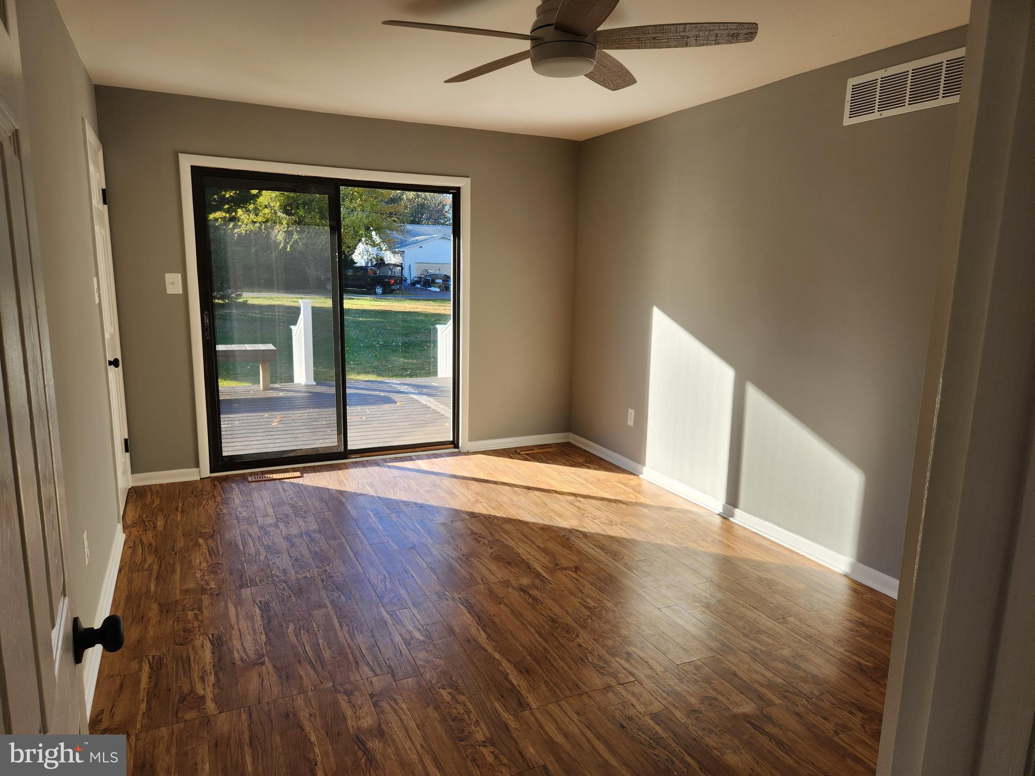 KENT ISLAND ESTATES - Residential Lease