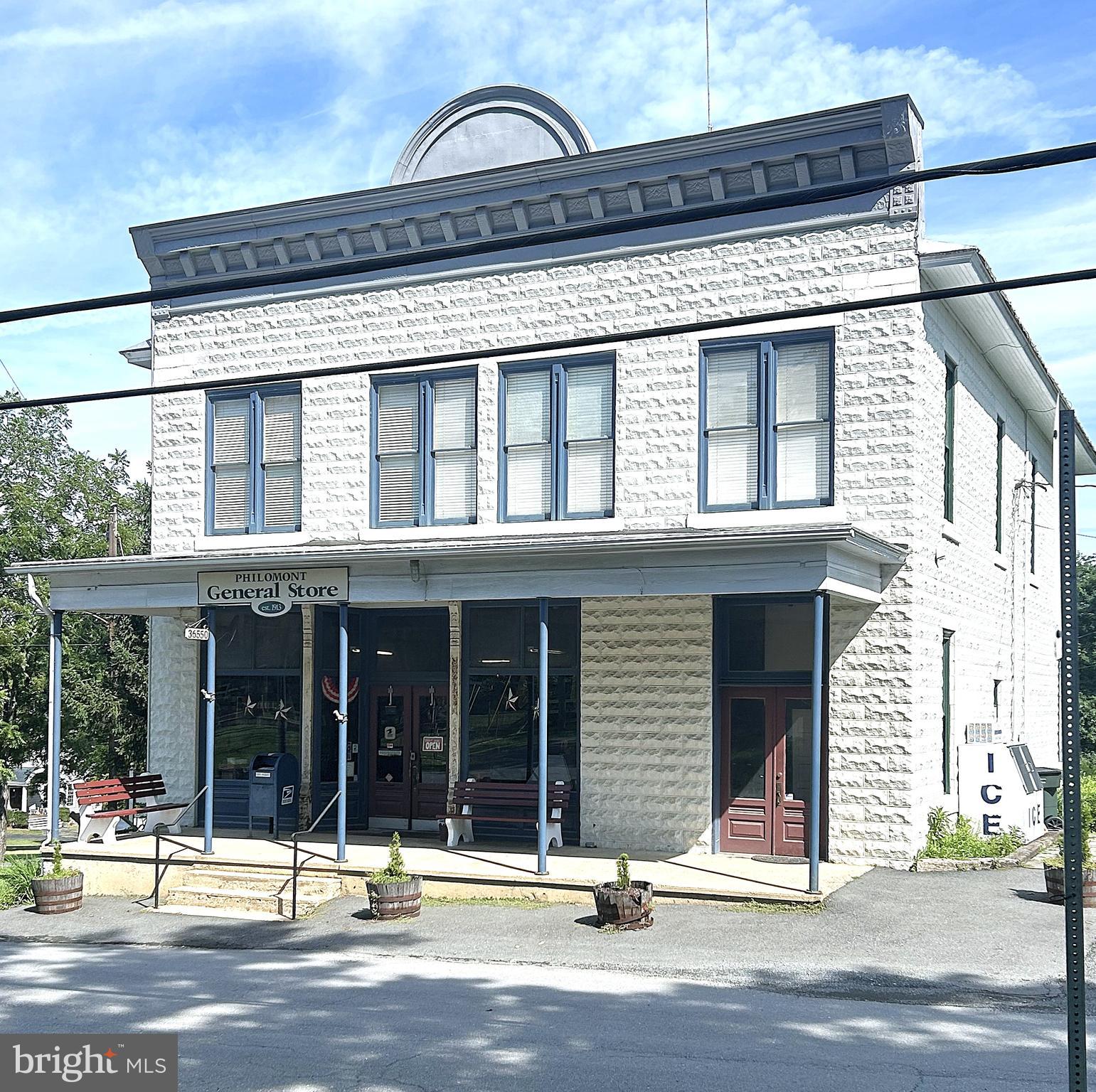 37116 SNICKERSVILLE TURNPIKE