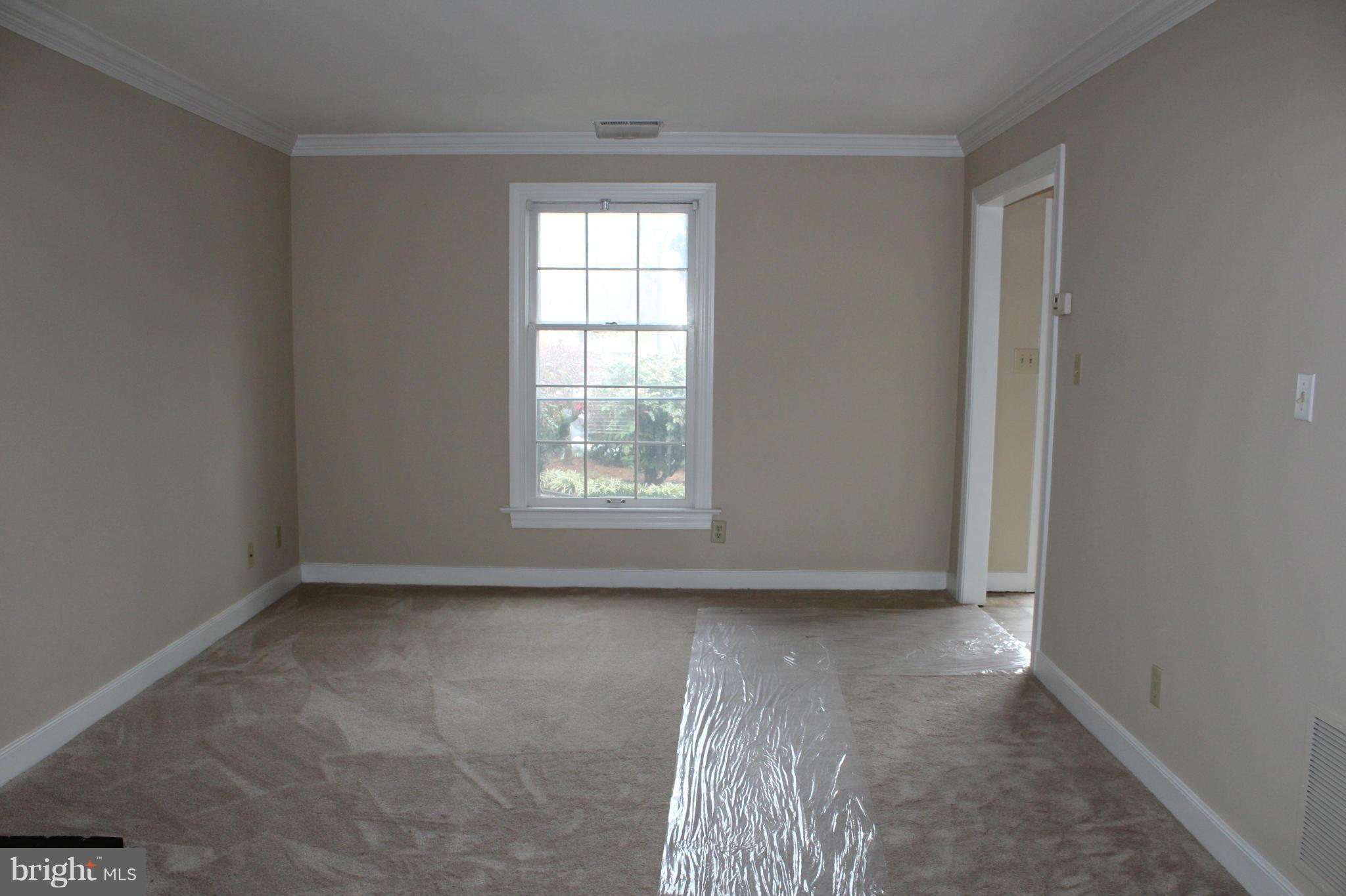 CLUSTERS OF KENMORE - Residential Lease