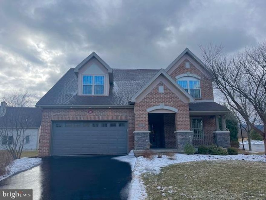 FOR COMP PURPOSES ONLY - Listed by Larry Walker of Kissinger, Bigatel & Brower Realtors