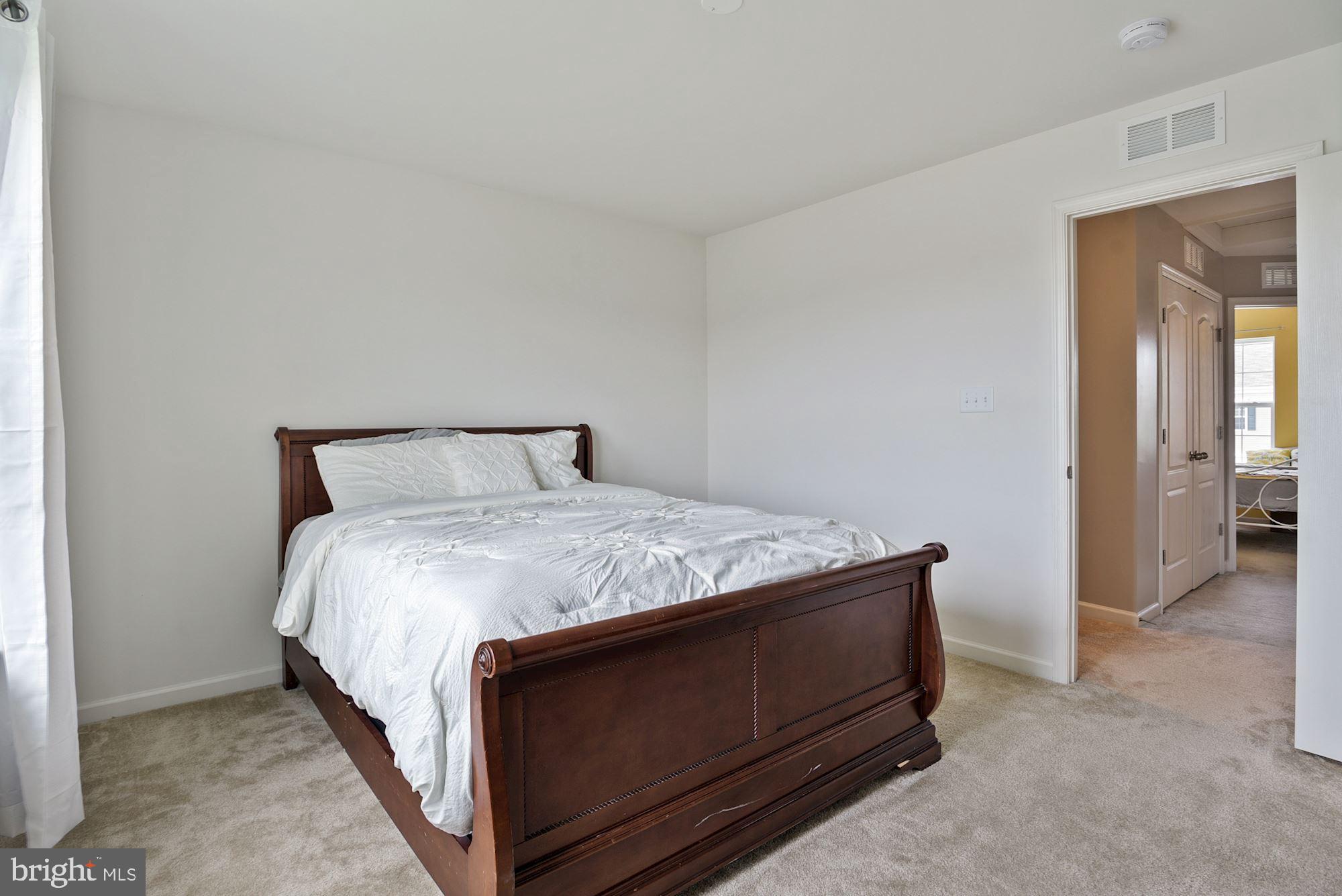 RIVERSIDE VILLAGES - Residential