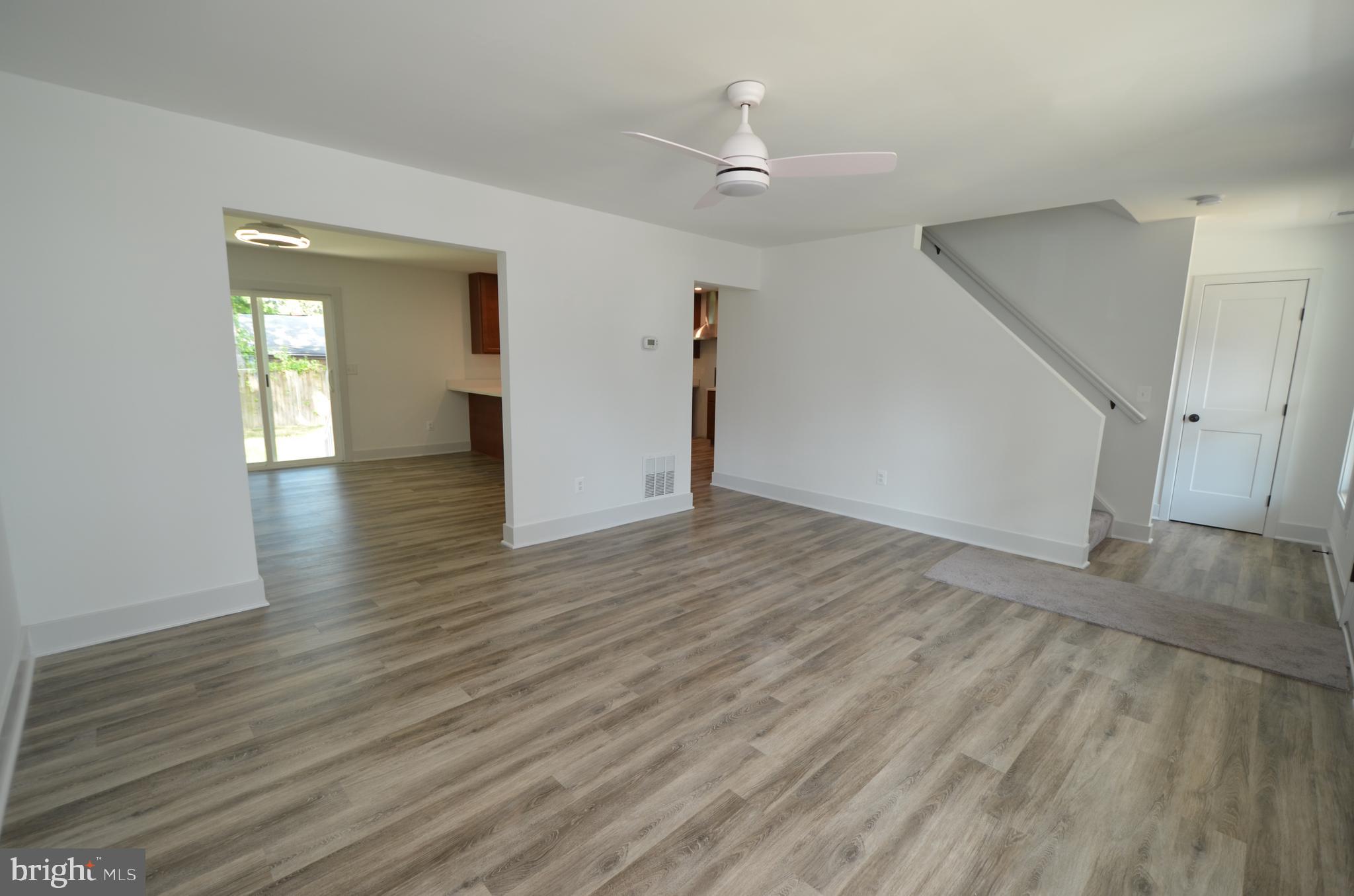 AVALON SHORES - Residential Lease