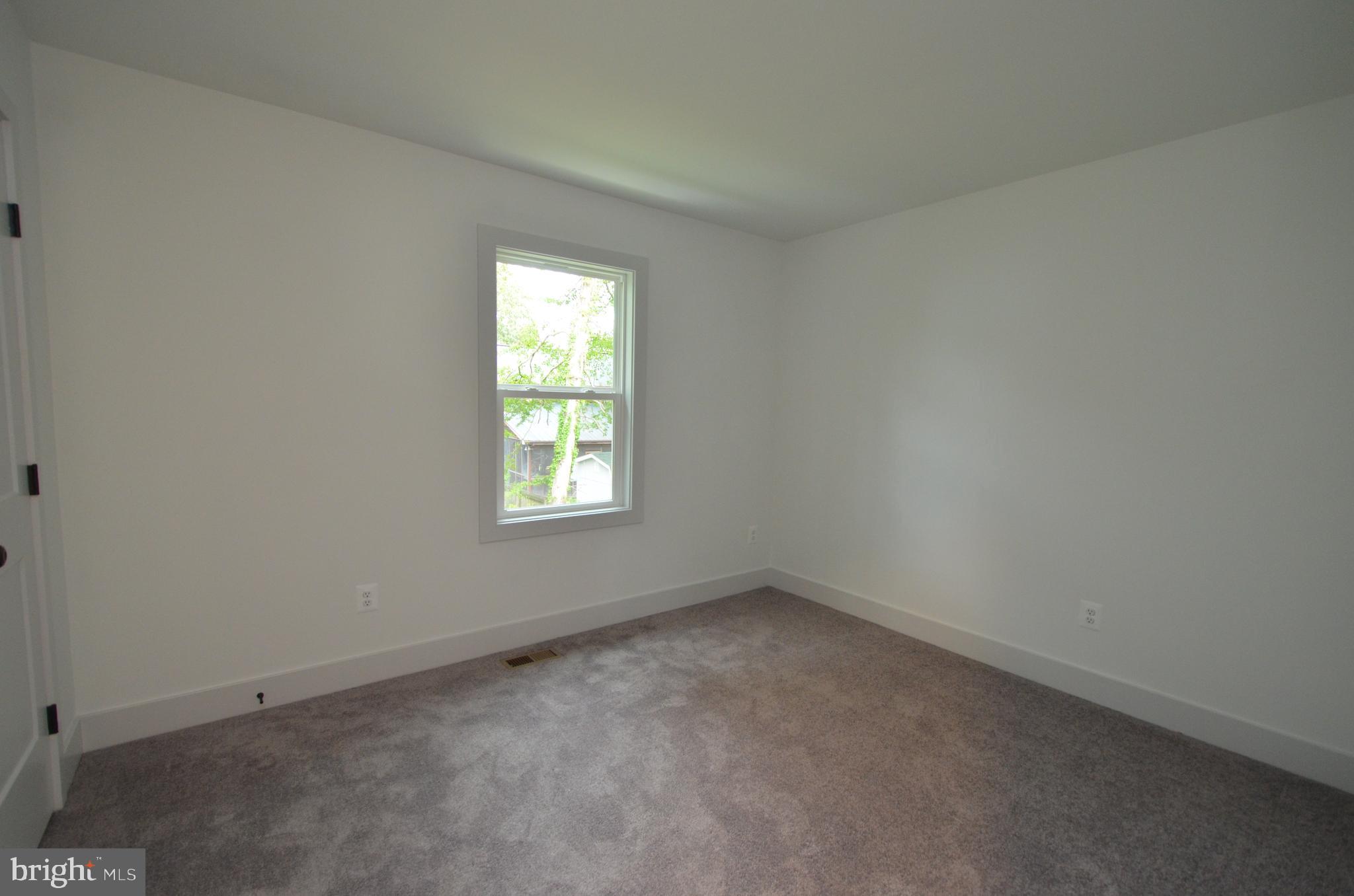 AVALON SHORES - Residential Lease