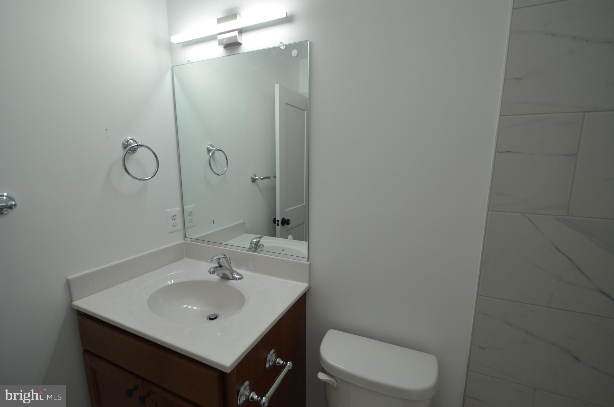 AVALON SHORES - Residential Lease