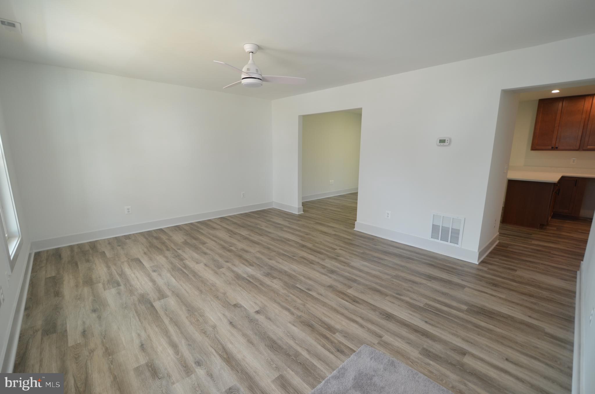 AVALON SHORES - Residential Lease