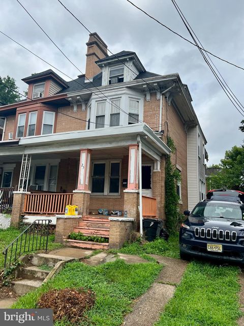 Townhouse For Sale - 25 Delawareview Avenue<br/> TRENTON, NJ 08618