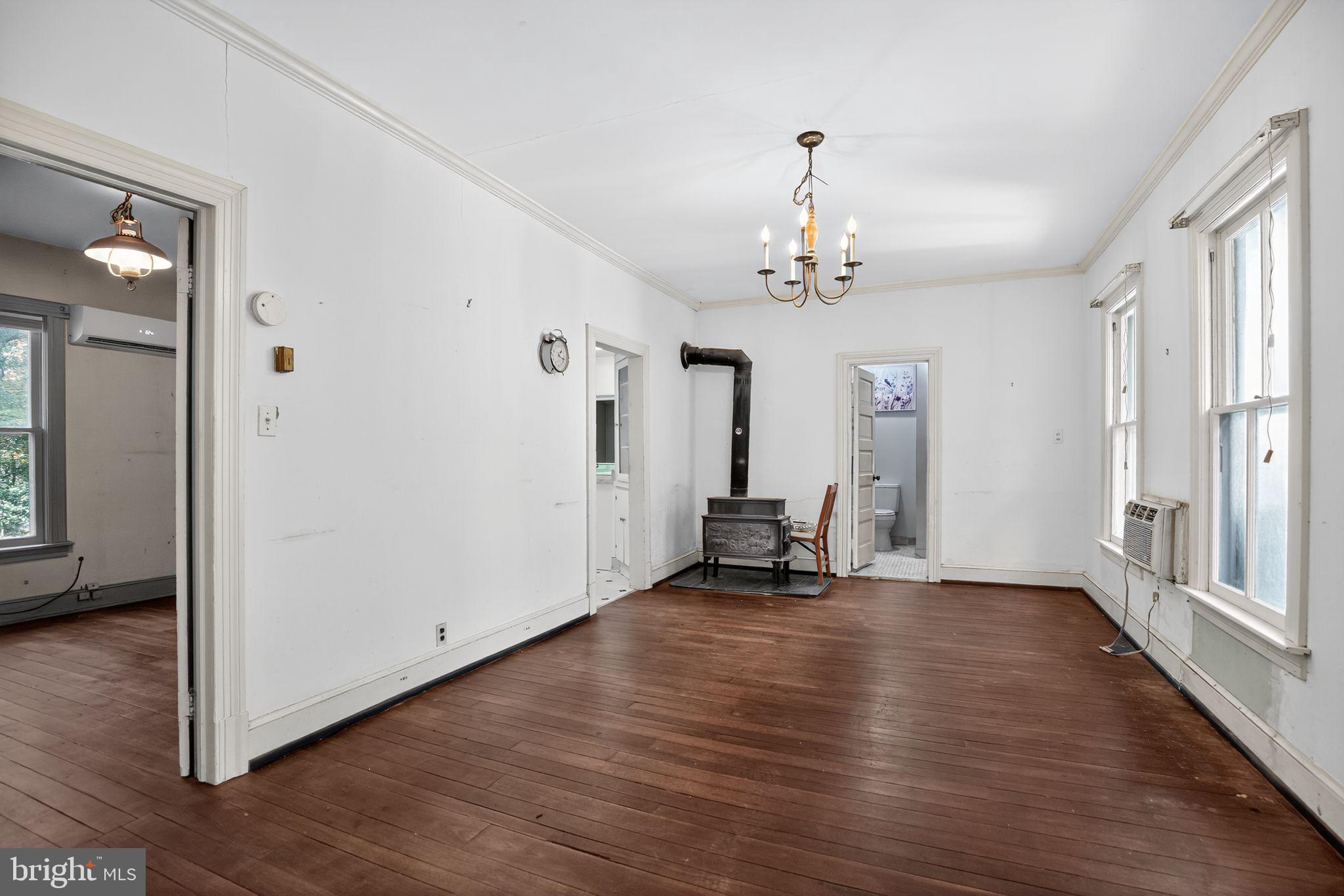 BUMPY KNOLLS - Residential