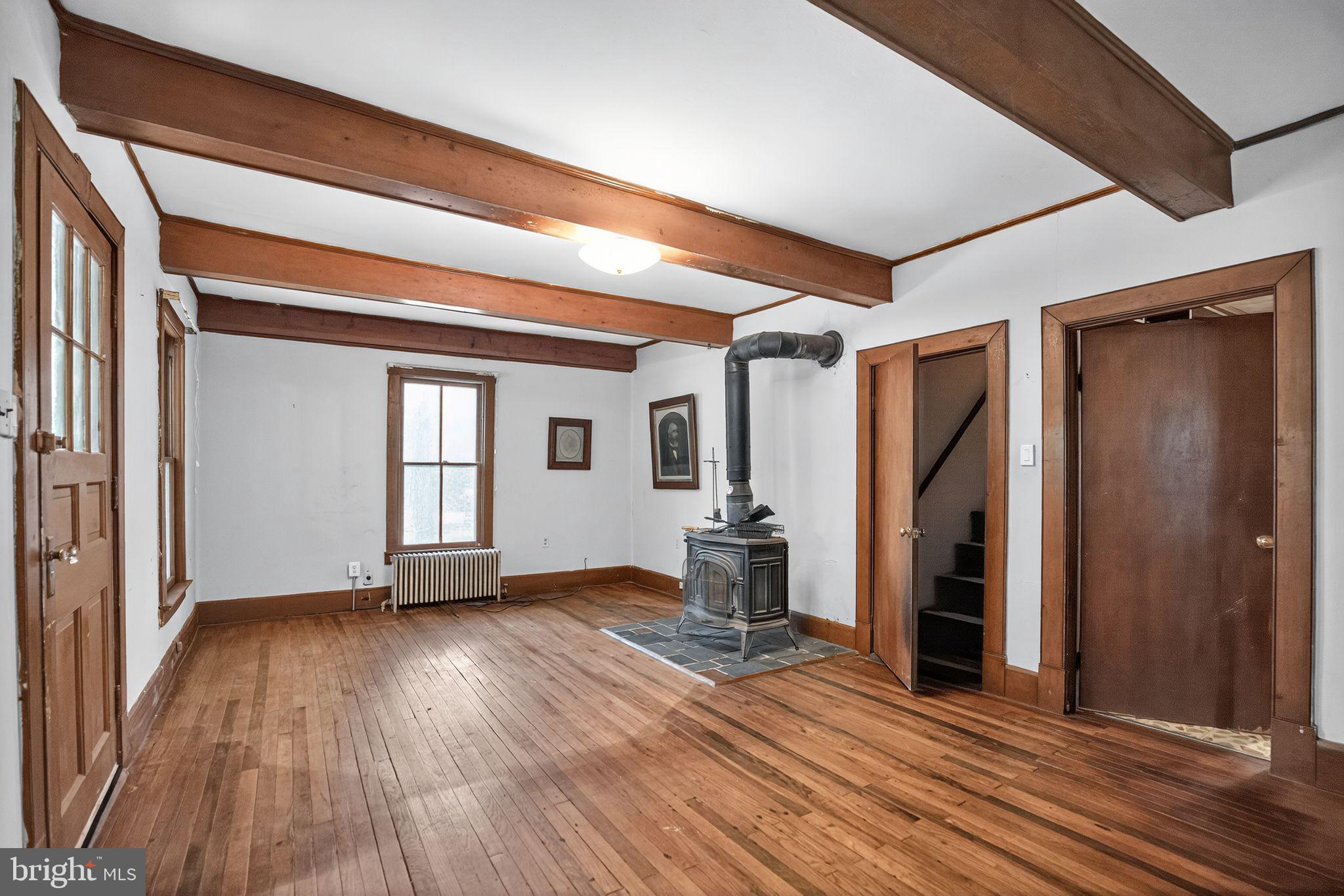 BUMPY KNOLLS - Residential