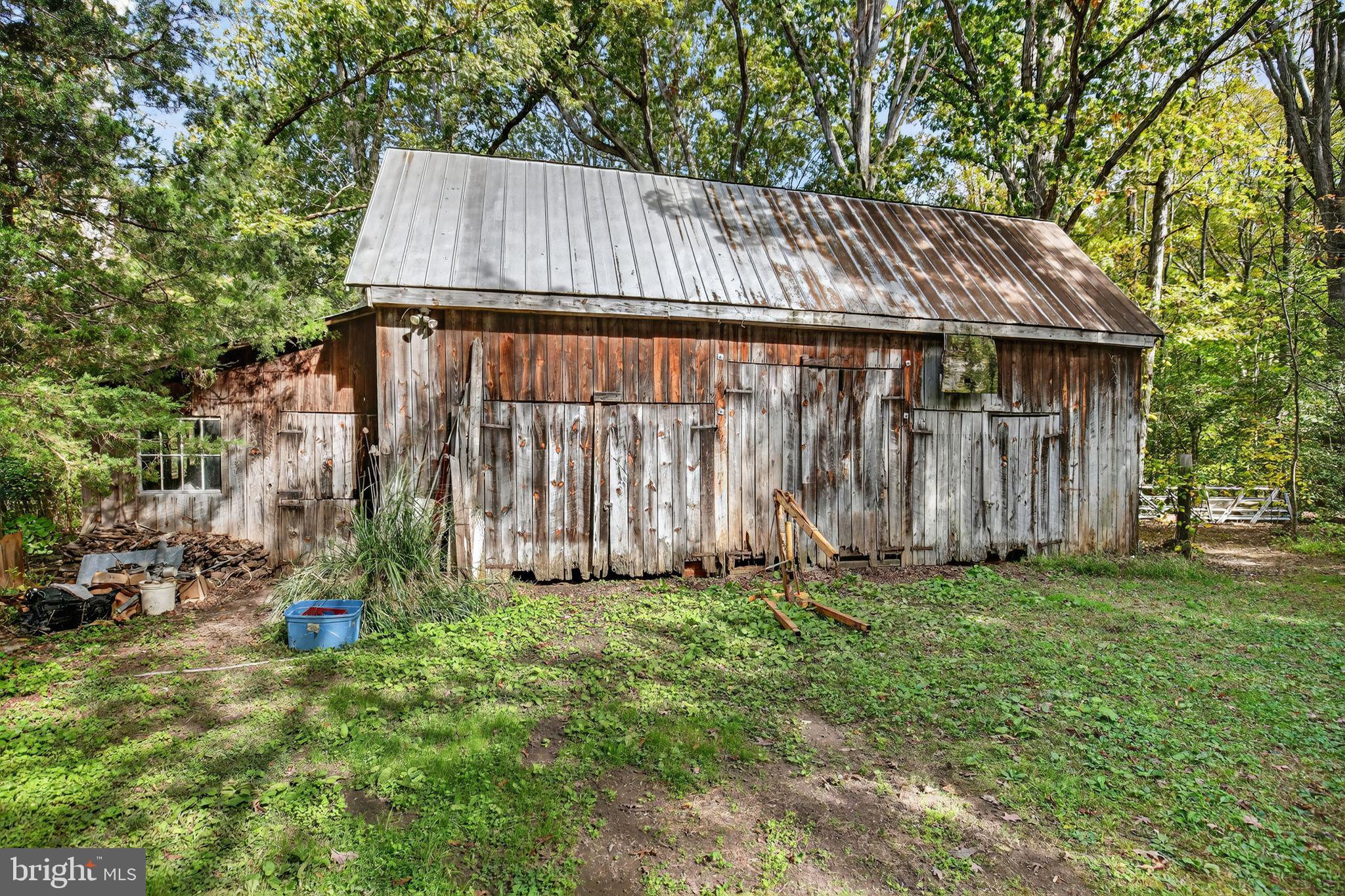 BUMPY KNOLLS - Residential