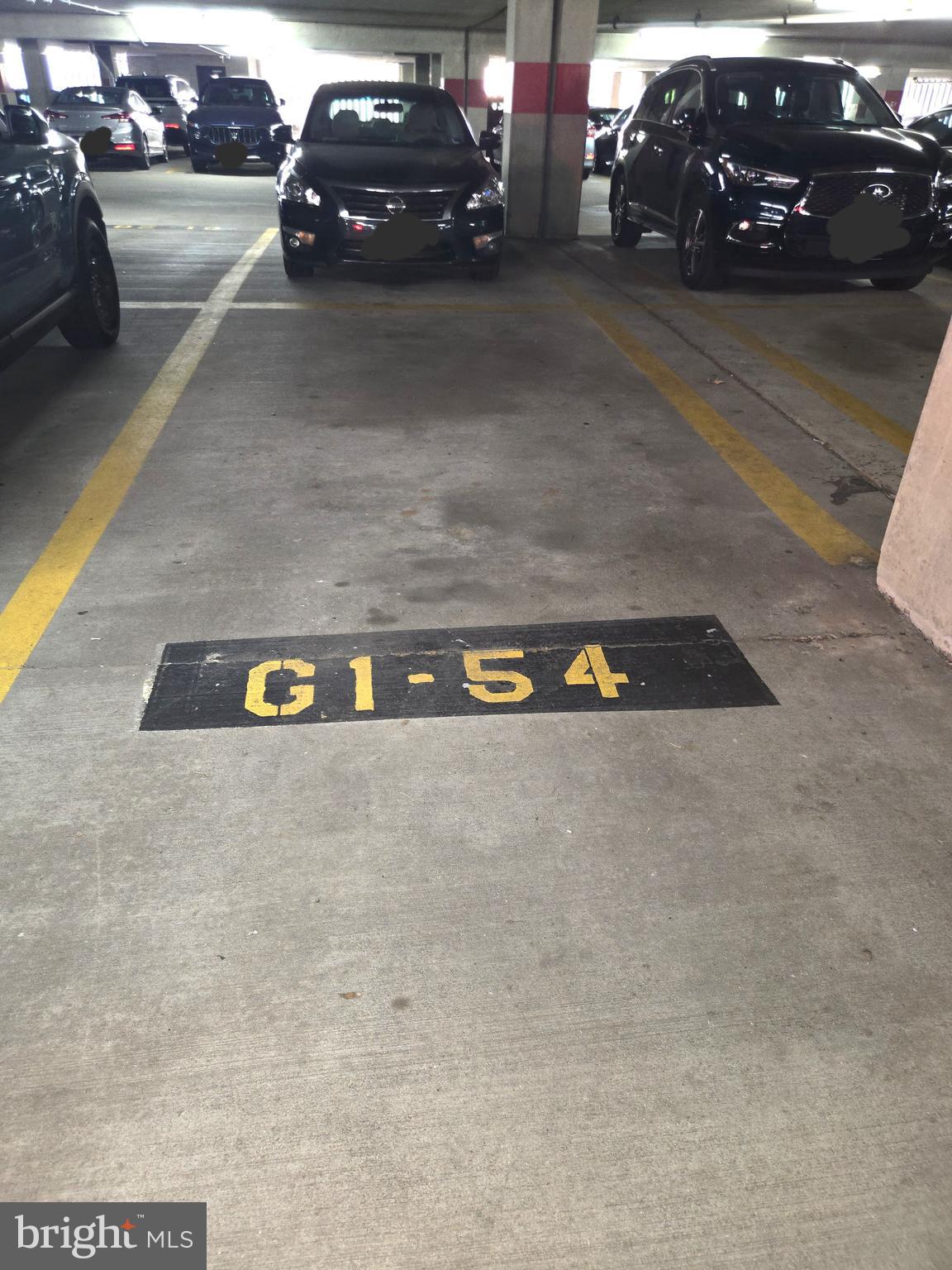 SKYLINE SQUARE CONDO - Residential Lease