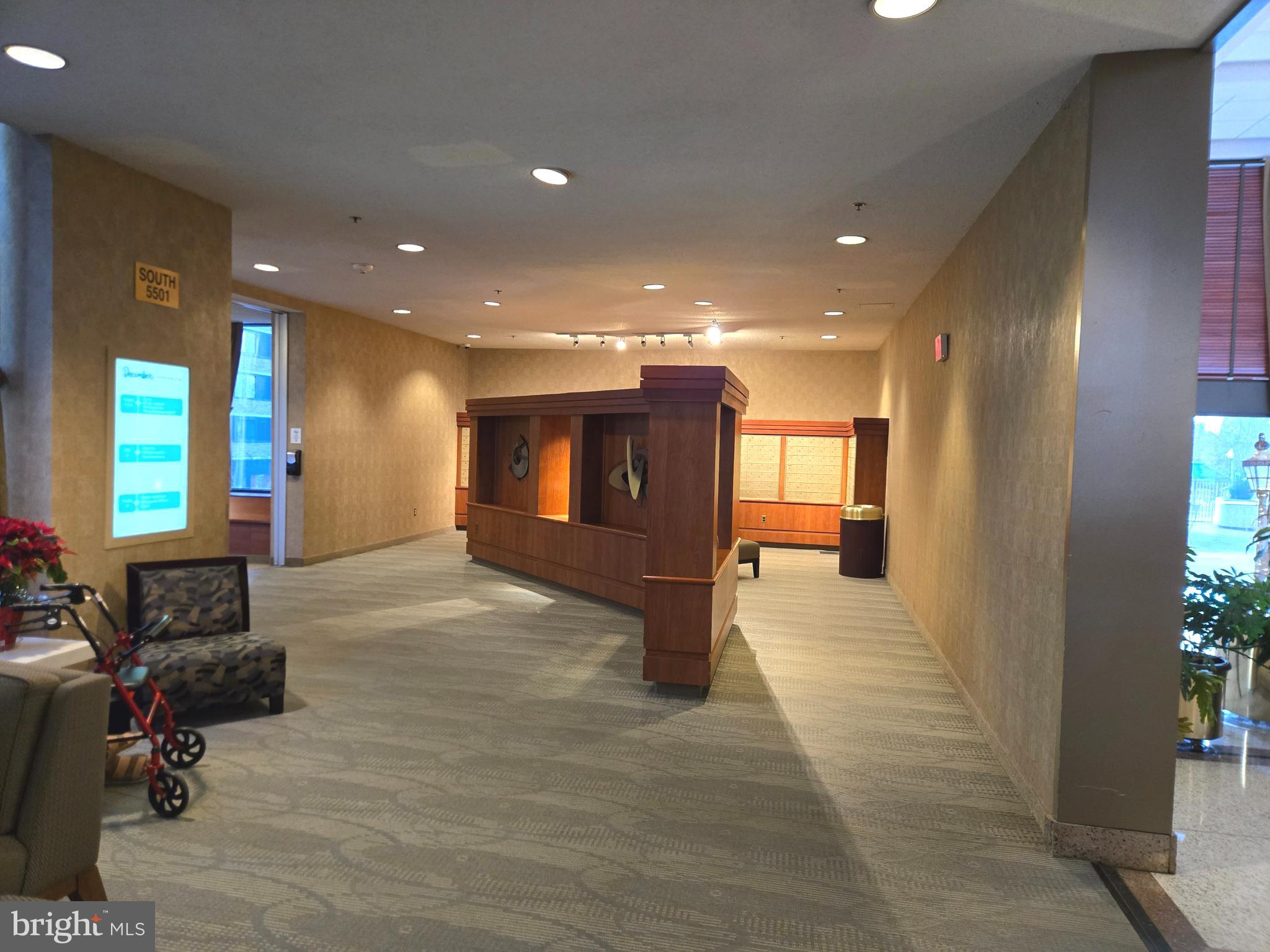 SKYLINE SQUARE CONDO - Residential Lease